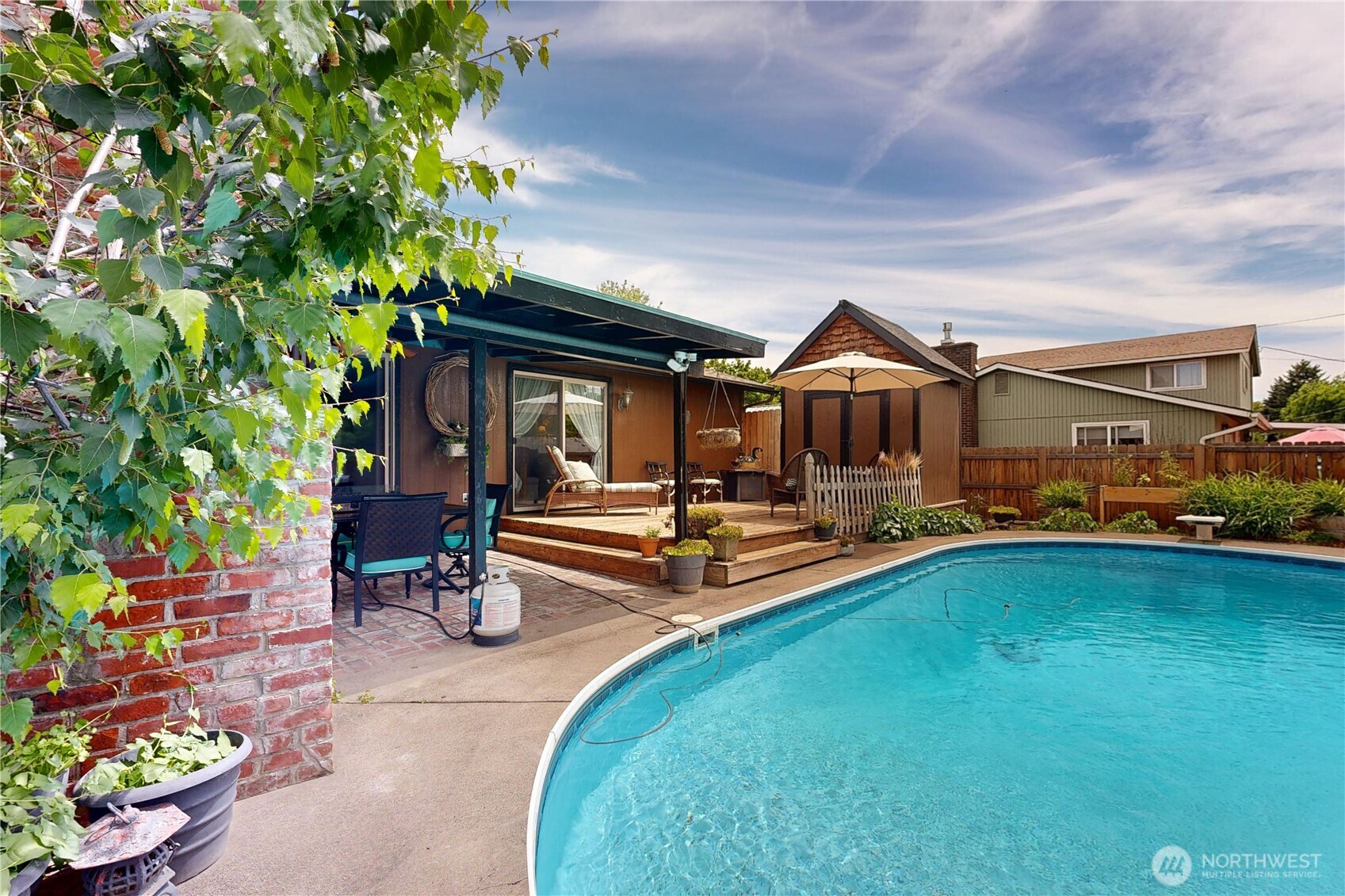 Walla Walla, Washington, 99362, United States, 3 Bedrooms Bedrooms, ,2 BathroomsBathrooms,Residential,For Sale,1934674