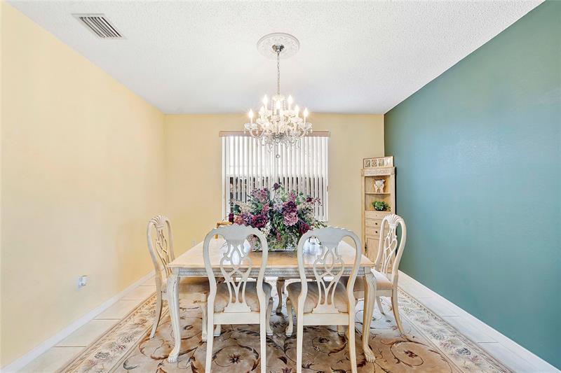 Davie, Florida, 33325, United States, 4 Bedrooms Bedrooms, ,3 BathroomsBathrooms,Residential,For Sale,1837198