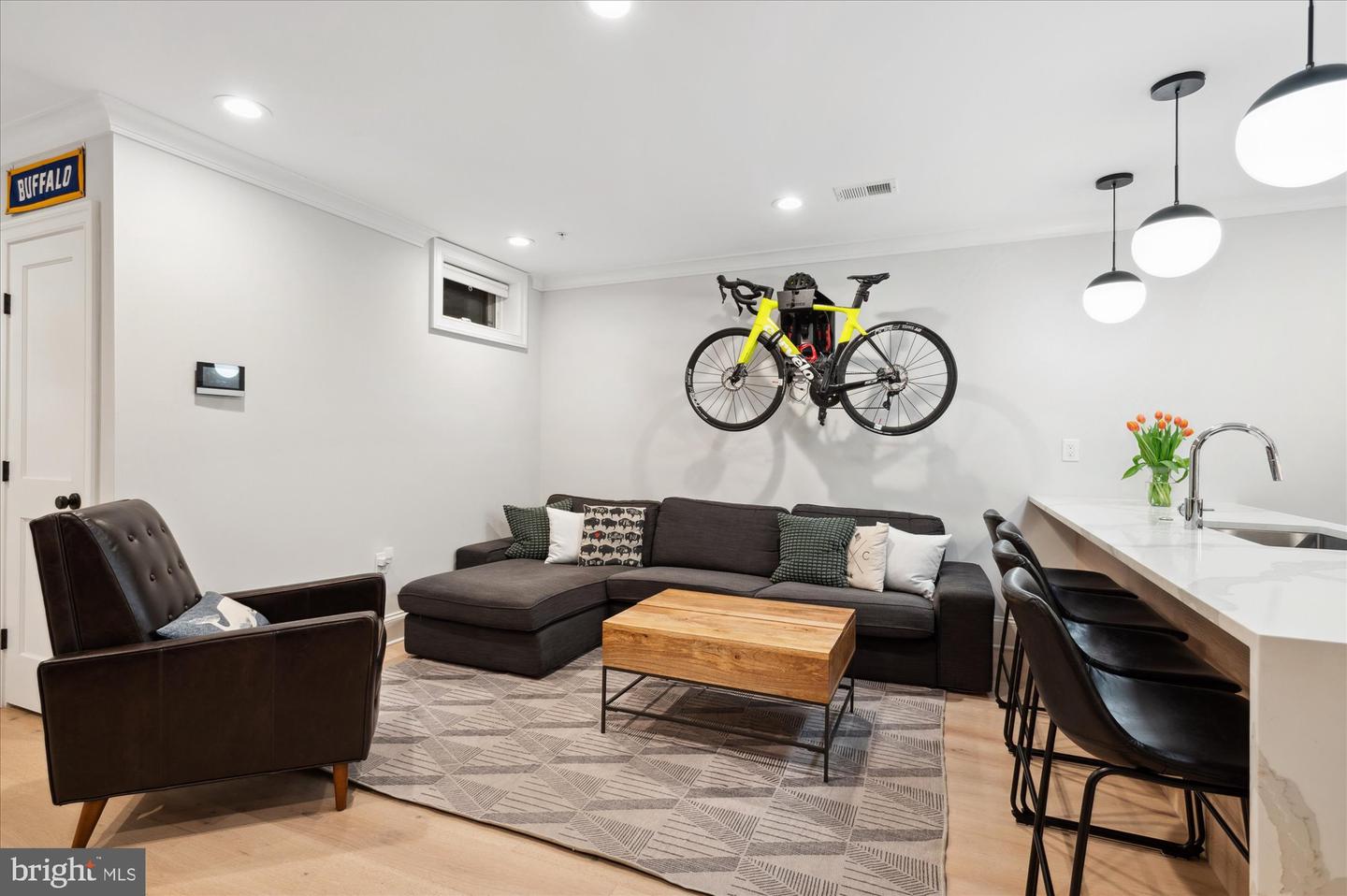 Washington, District of Columbia, 20008, United States, 2 Bedrooms Bedrooms, ,2 BathroomsBathrooms,Residential,For Sale,1776834