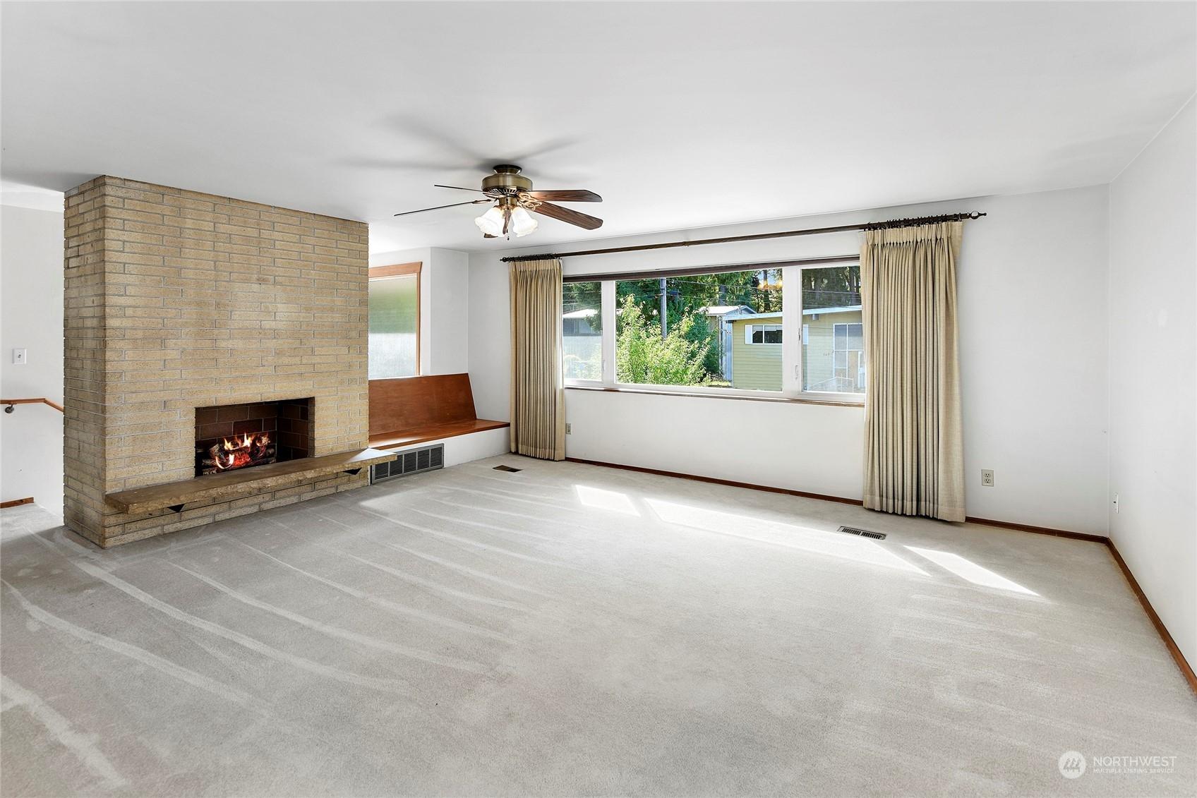 648 116TH PLACE, BURIEN, Washington, 98146, United States, 4 Bedrooms Bedrooms, ,3 BathroomsBathrooms,Residential,For Sale,648 116TH PLACE,1613086