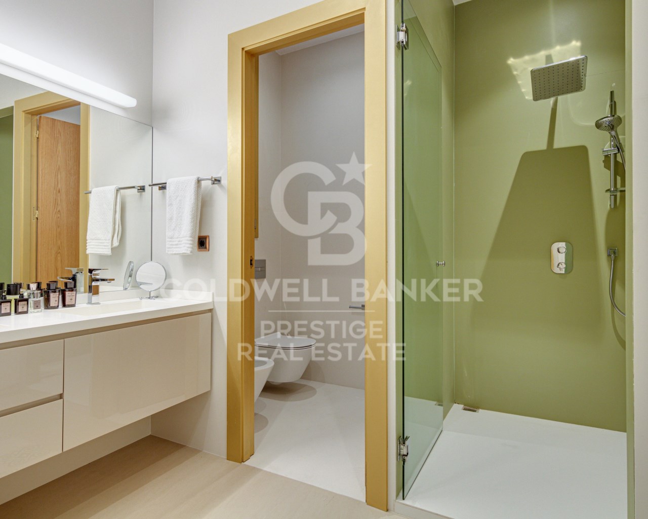 Barcelona, Catalonia, ES, 4 Bedrooms Bedrooms, ,4 BathroomsBathrooms,Residential,For Sale,1901550