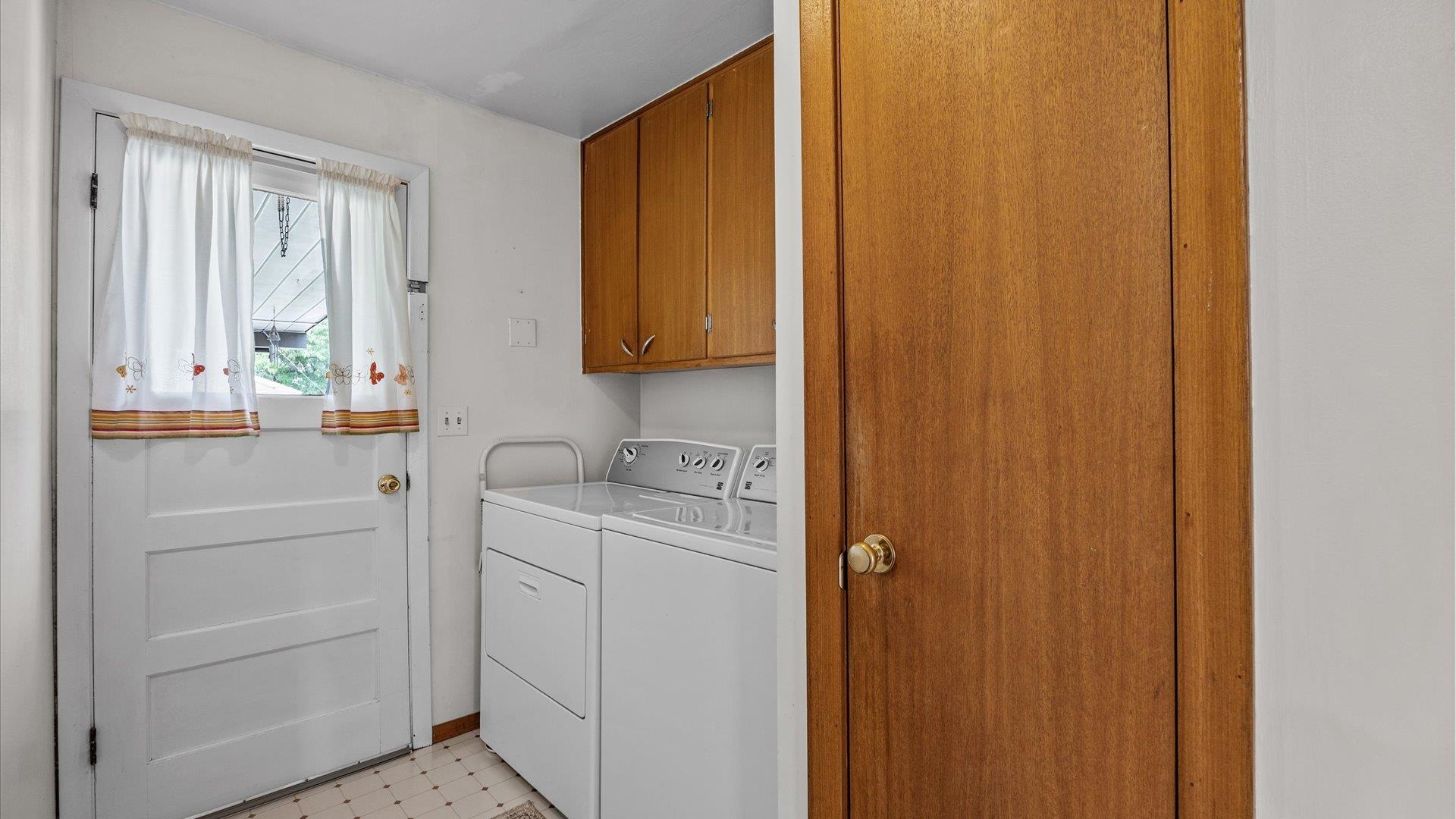 Grand Junction, Colorado, 81505, United States, 3 Bedrooms Bedrooms, ,2 BathroomsBathrooms,Residential,For Sale,1983076