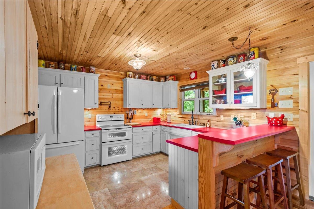 Cleveland, South Carolina, 29635, United States, 3 Bedrooms Bedrooms, ,3 BathroomsBathrooms,Residential,For Sale,1977097