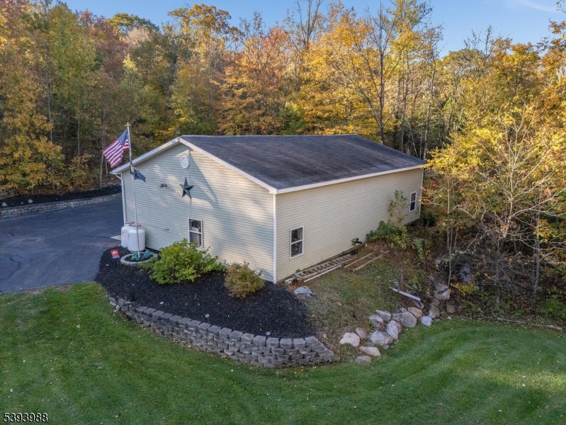 Newton, New Jersey, 07860, United States, 3 Bedrooms Bedrooms, ,3 BathroomsBathrooms,Residential,For Sale,1980842