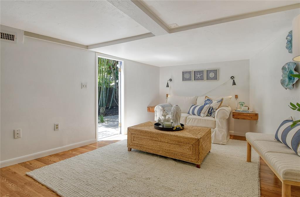 Sarasota, Florida, 34236, United States, 3 Bedrooms Bedrooms, ,3 BathroomsBathrooms,Residential,For Sale,1743279