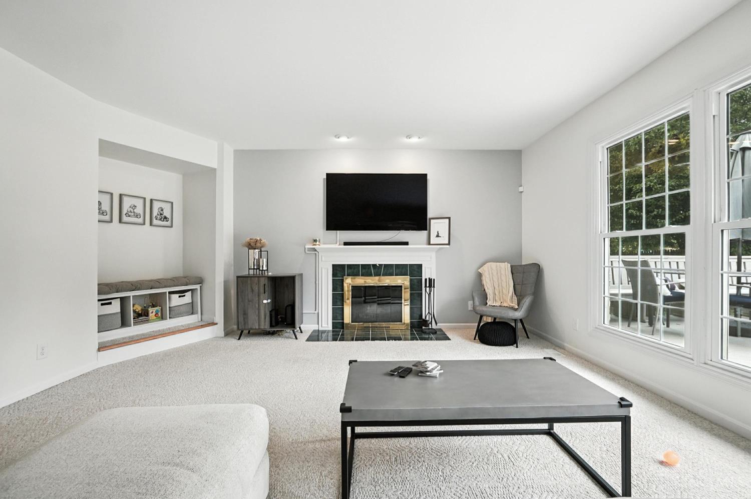 Blue Ash, Ohio, 45241, United States, 4 Bedrooms Bedrooms, ,4 BathroomsBathrooms,Residential,For Sale,1902306