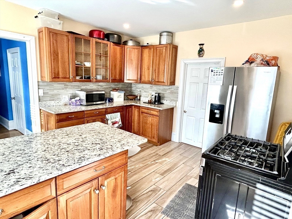 Lynn, Massachusetts, 01902, United States, 9 Bedrooms Bedrooms, ,3 BathroomsBathrooms,Residential,For Sale,1989600