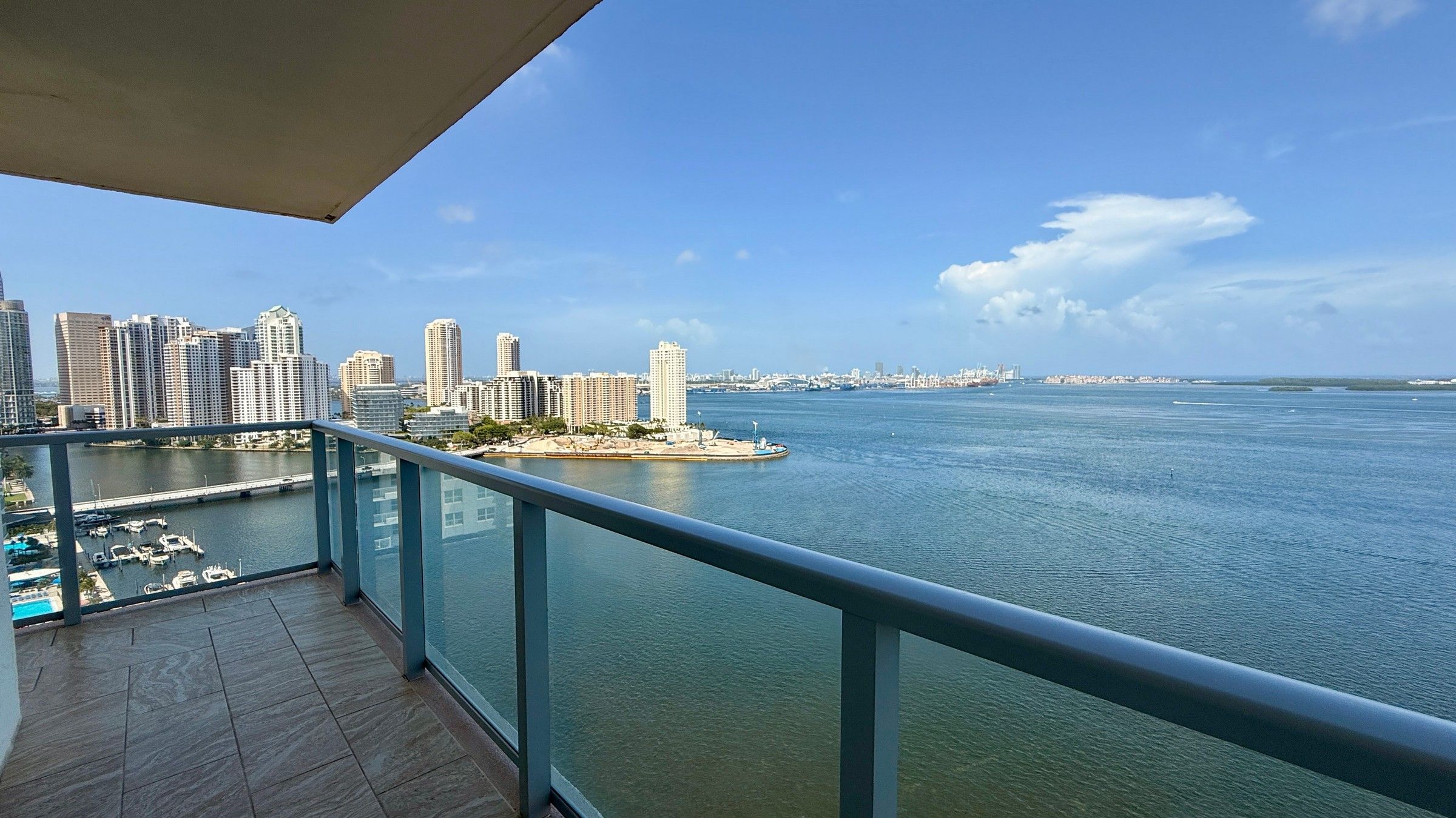  1155 Brickell Bay Dr, Miami, FL, 33131 - 物件實景