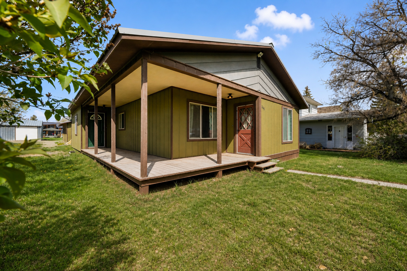 Madison St, Twin Bridges, MT 59754
