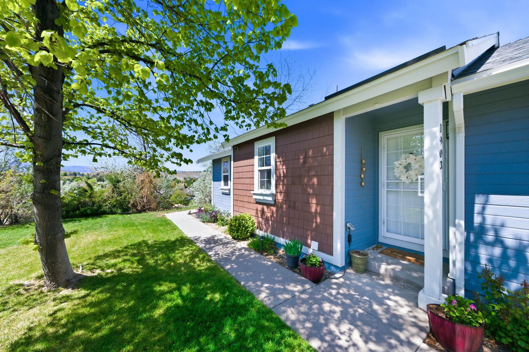  Rebuilt to Impress: Stylish Modern Townhome Retreat - 物件實景