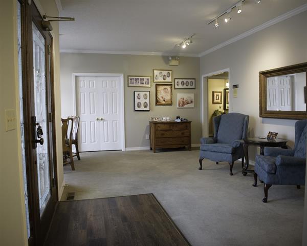 Florence, Alabama, 35630, United States, 1 Bedroom Bedrooms, ,2 BathroomsBathrooms,Residential,For Sale,1807025
