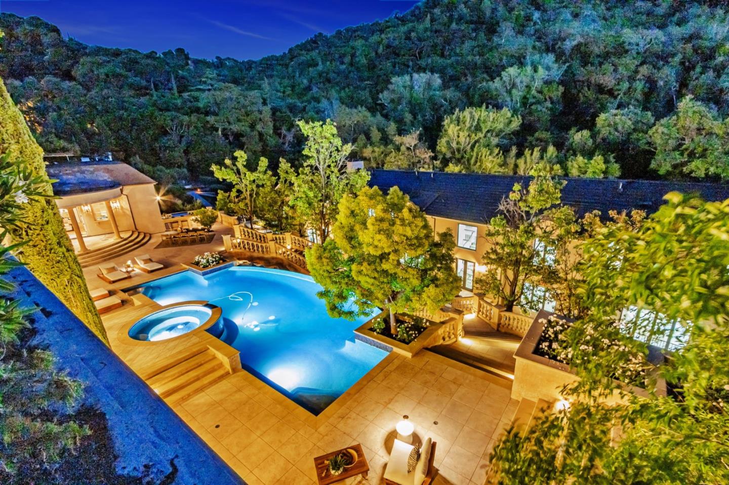 Los Gatos, California, 95032, United States, 8 Bedrooms Bedrooms, ,11 BathroomsBathrooms,Residential,For Sale,1855941