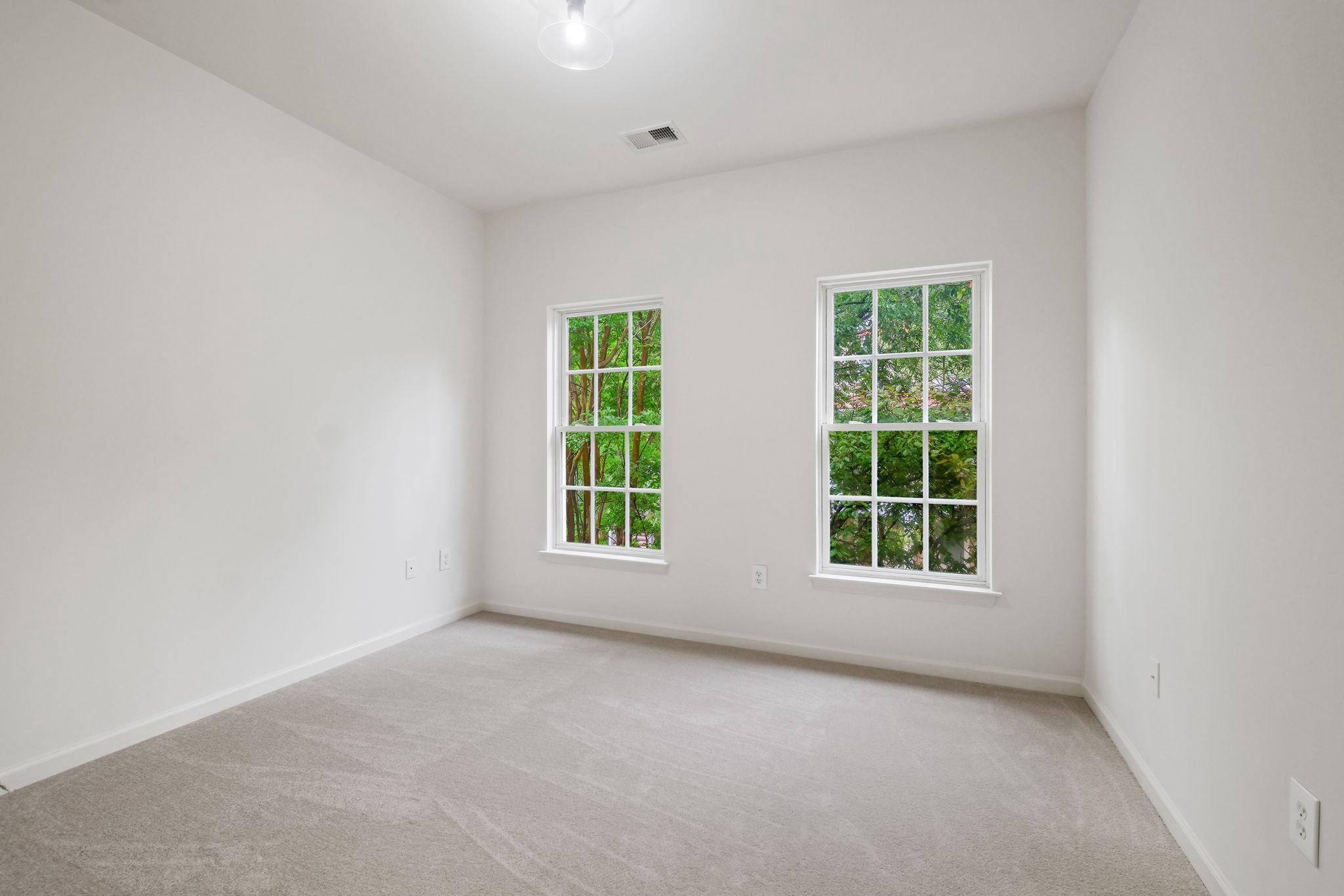  845 Lake Varuna Drive, Gaithersburg, MD, 20878 - 物件實景
