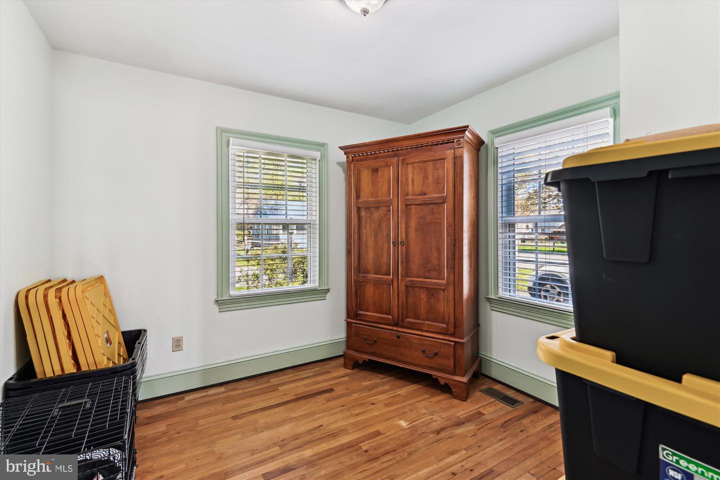 Shady Side, Maryland, 20764, United States, 2 Bedrooms Bedrooms, ,2 BathroomsBathrooms,Residential,For Sale,1950004