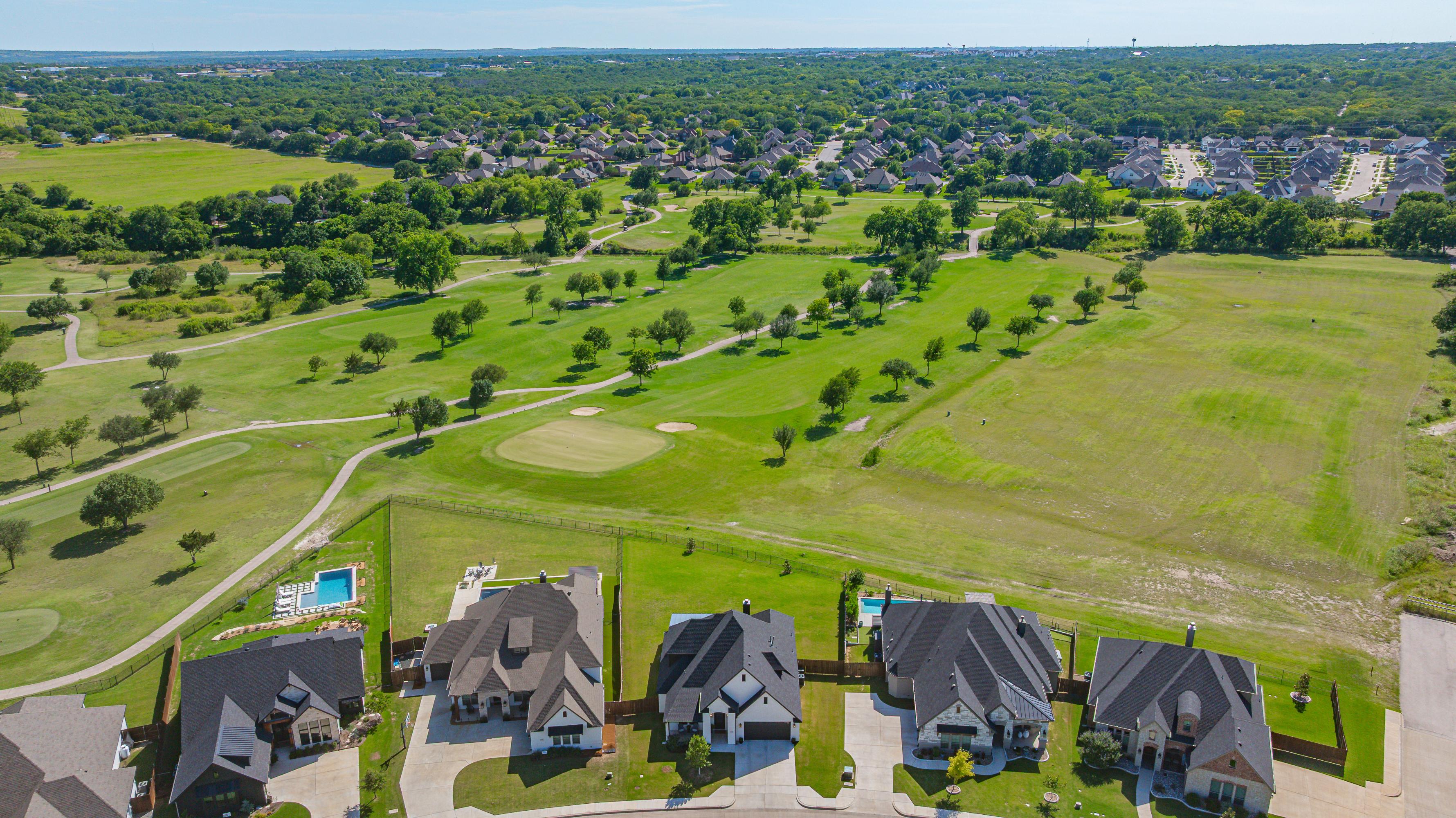  1349 Crown Valley Drive, Weatherford, TX, 76087 - 物件實景