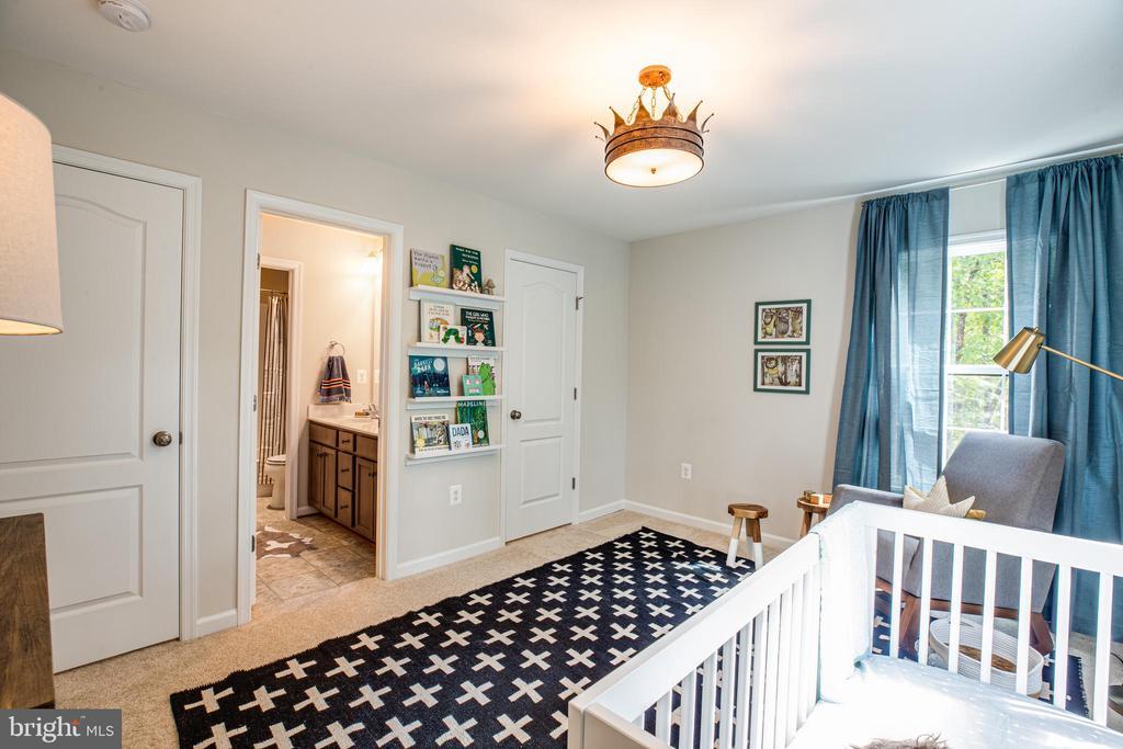Spotsylvania, Virginia, 22551, United States, 6 Bedrooms Bedrooms, ,4 BathroomsBathrooms,Residential,For Sale,1916890