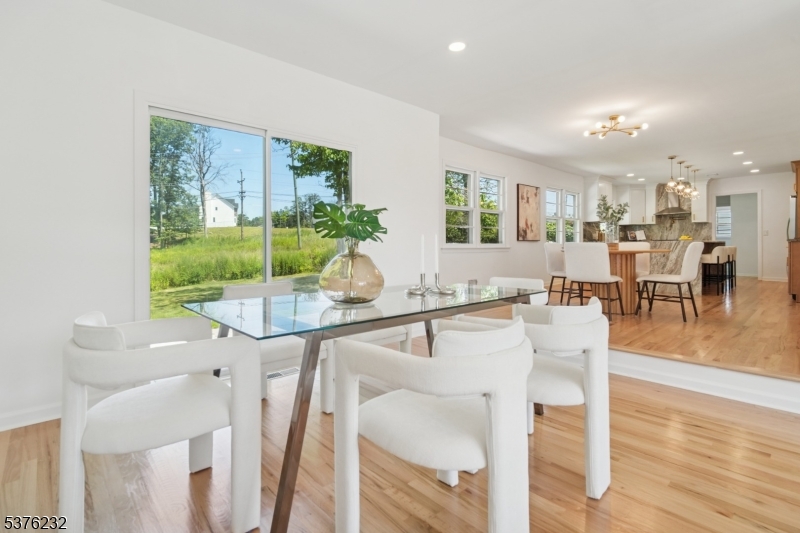 West Orange Twp., New Jersey, 07052, United States, 4 Bedrooms Bedrooms, ,3 BathroomsBathrooms,Residential,For Sale,1918388