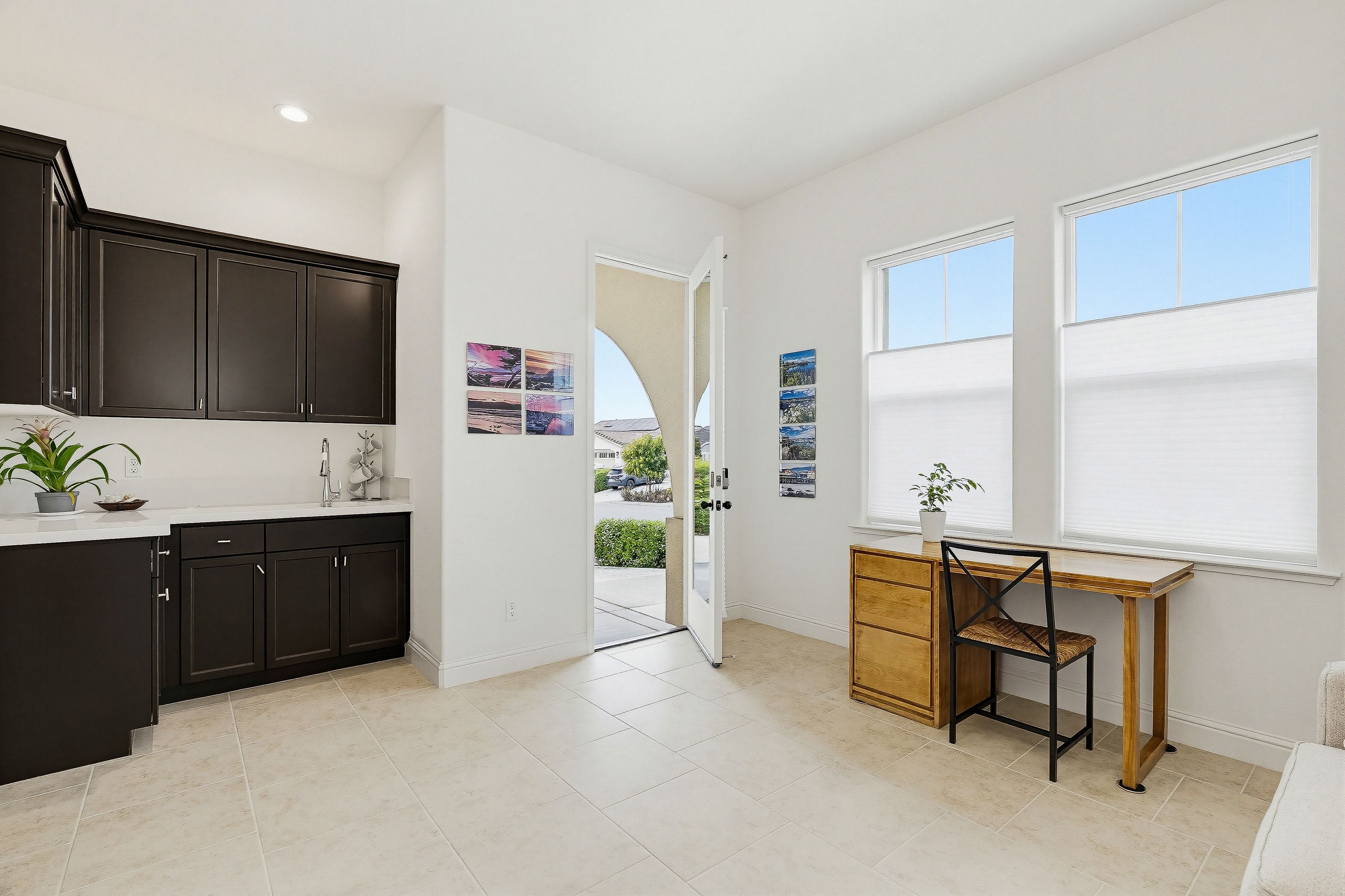  600 Bluffs Drive - 物件實景