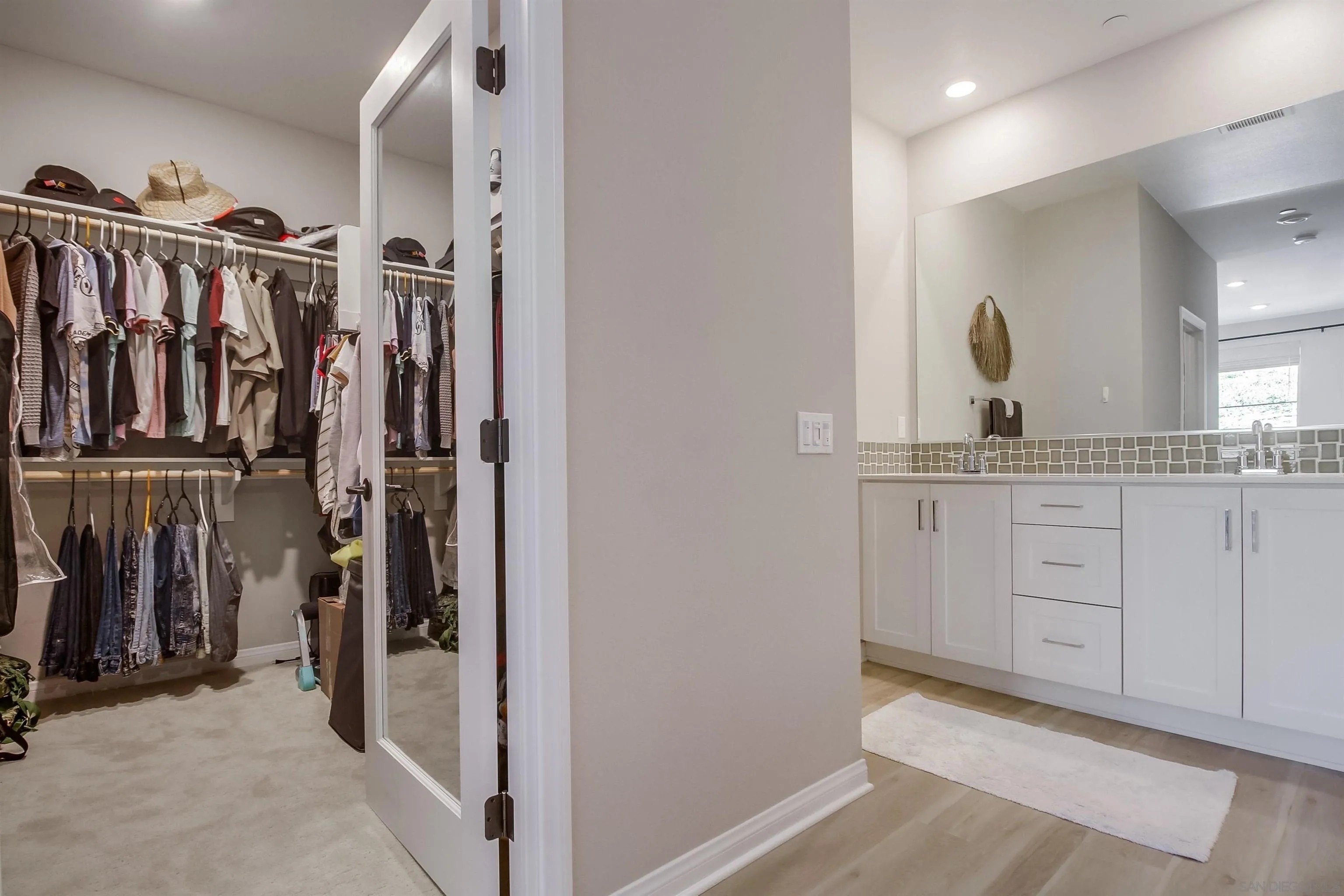 Chula Vista, California, 91913, United States, 4 Bedrooms Bedrooms, ,3 BathroomsBathrooms,Residential,For Sale,1949636