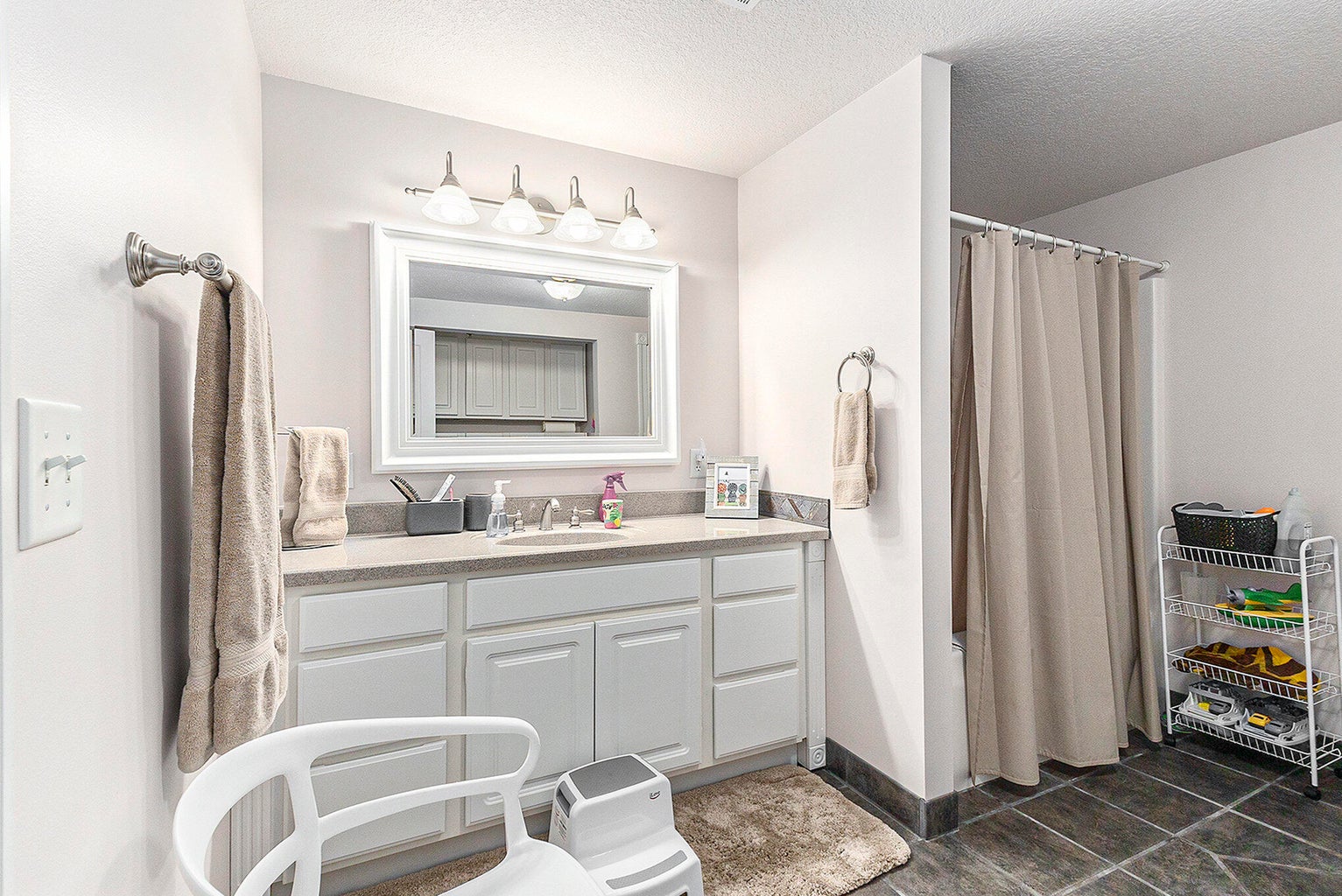 Ludington, Michigan, 49431, United States, 3 Bedrooms Bedrooms, ,3 BathroomsBathrooms,Residential,For Sale,1978404