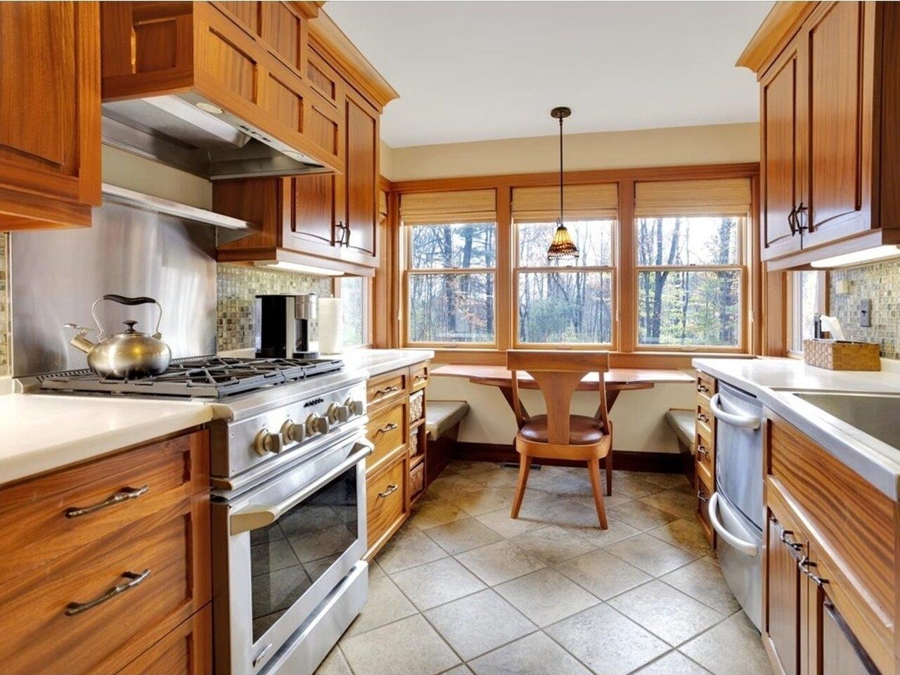 Williston, Vermont, 05495, United States, 2 Bedrooms Bedrooms, ,2 BathroomsBathrooms,Residential,For Sale,1723887
