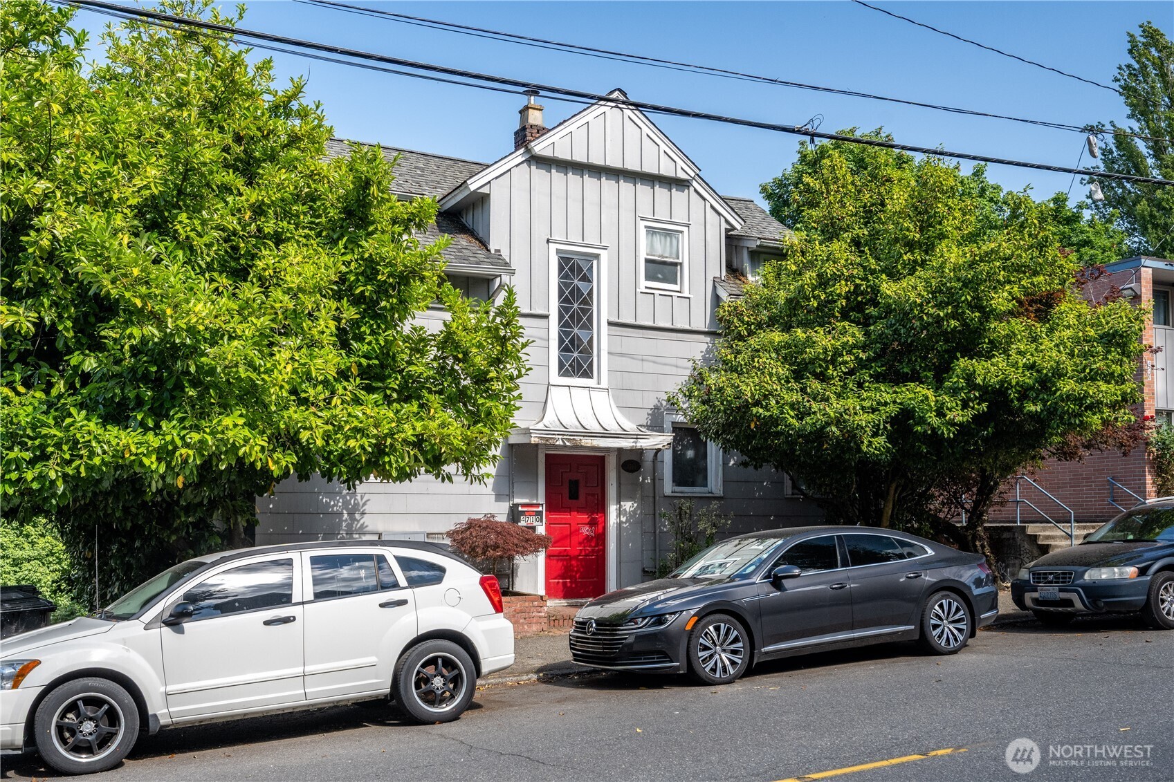 Seattle, Washington, 98105, United States, ,Residential,For Sale,1896313
