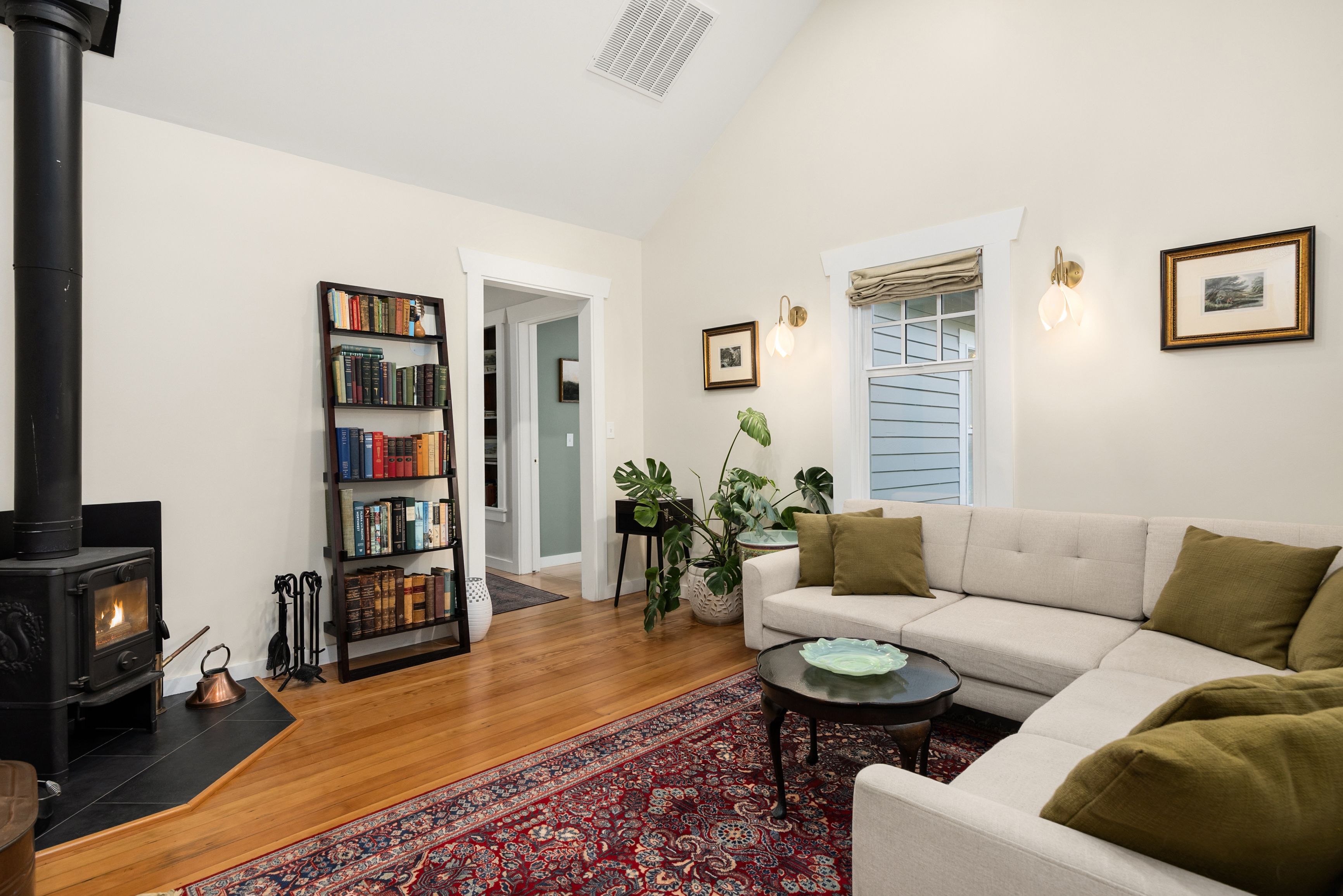  14268 N Madison Avenue NE, Bainbridge Island, WA 98110 - 物件實景