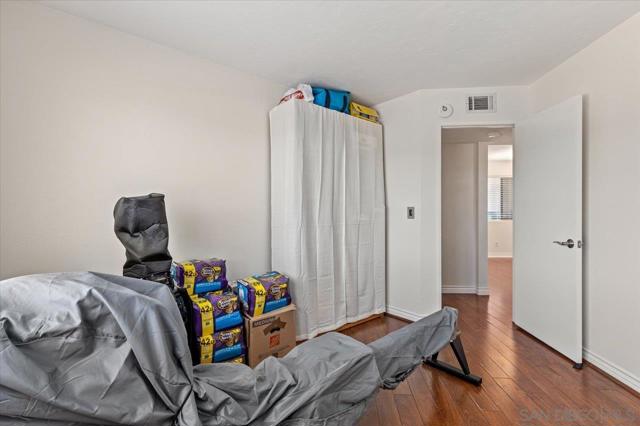 Spring Valley, California, 91978, United States, 3 Bedrooms Bedrooms, ,2 BathroomsBathrooms,Residential,For Sale,1974950