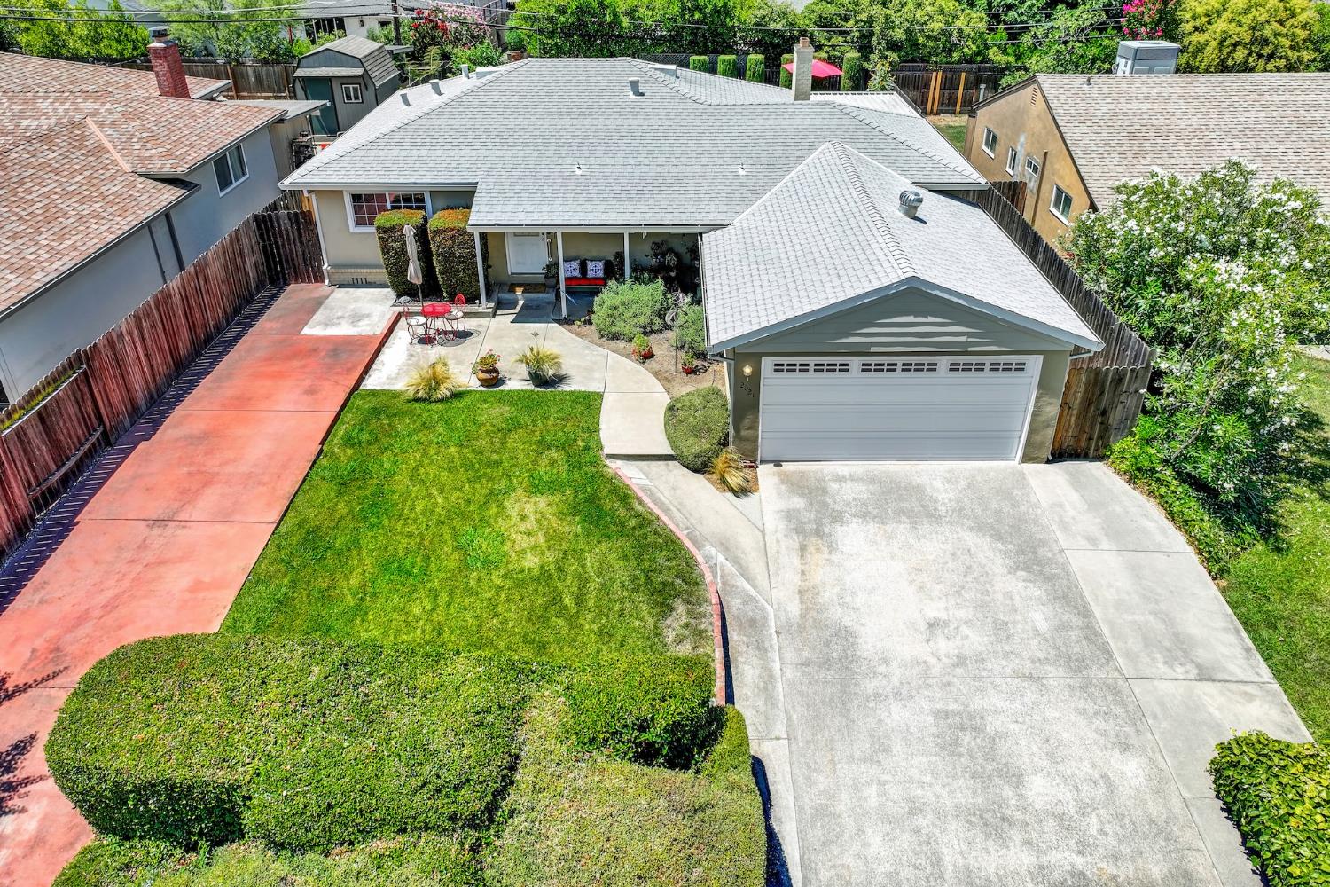 Carmichael, California, 95608, United States, 3 Bedrooms Bedrooms, ,2 BathroomsBathrooms,Residential,For Sale,1896985