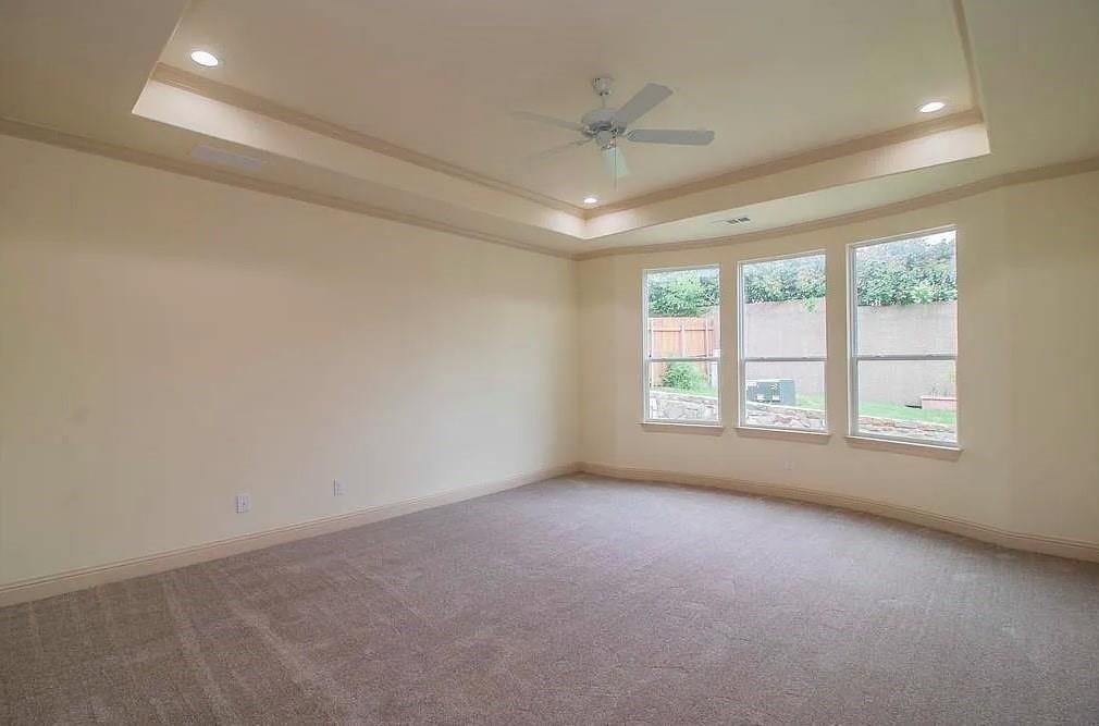 Irving, Texas, 75038, United States, 4 Bedrooms Bedrooms, ,5 BathroomsBathrooms,Residential,For Sale,1836156
