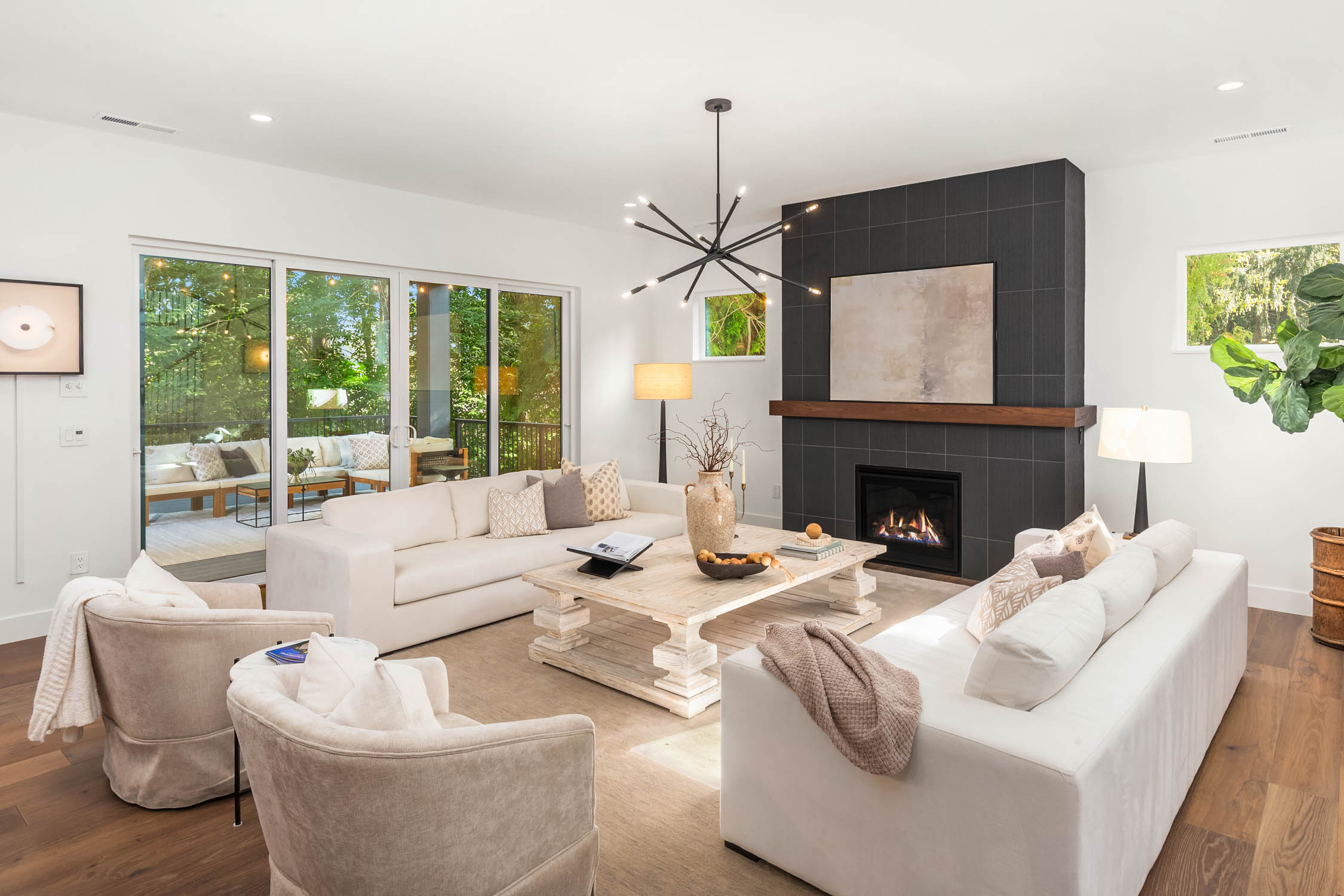  10620 NE 28th Place, Bellevue, WA 98004 - 物件實景