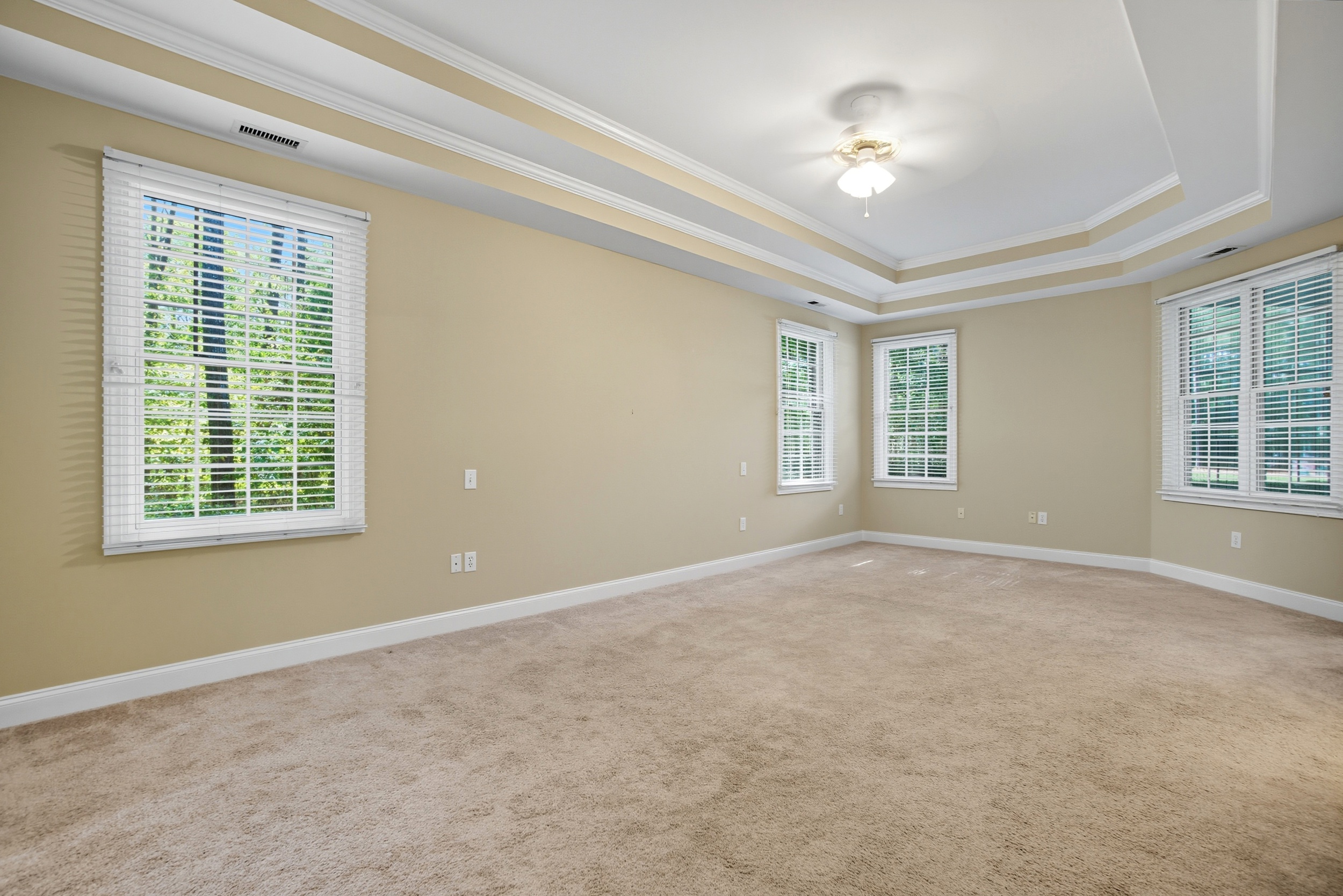  CUSTOM HOME OVERLOOKING SECOND HOLE GREEN - 物件實景