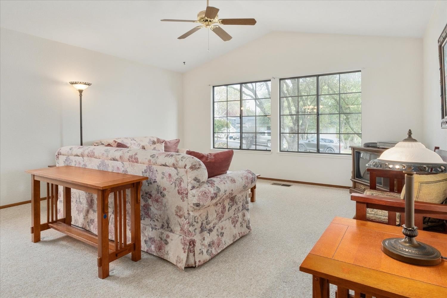 Angels Camp, California, 95222, United States, 3 Bedrooms Bedrooms, ,2 BathroomsBathrooms,Residential,For Sale,1974702