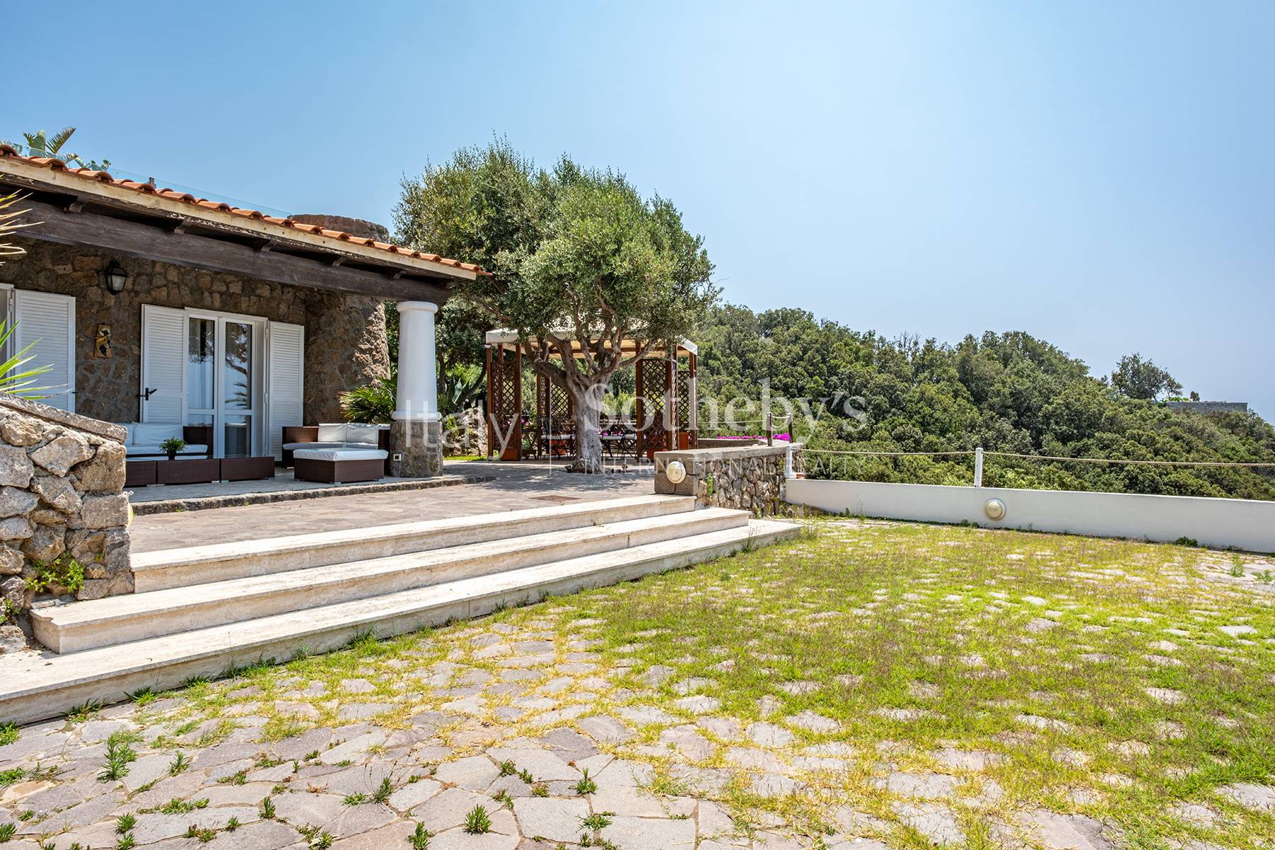  Charming seafront villa in Punta Caruso - 物件實景