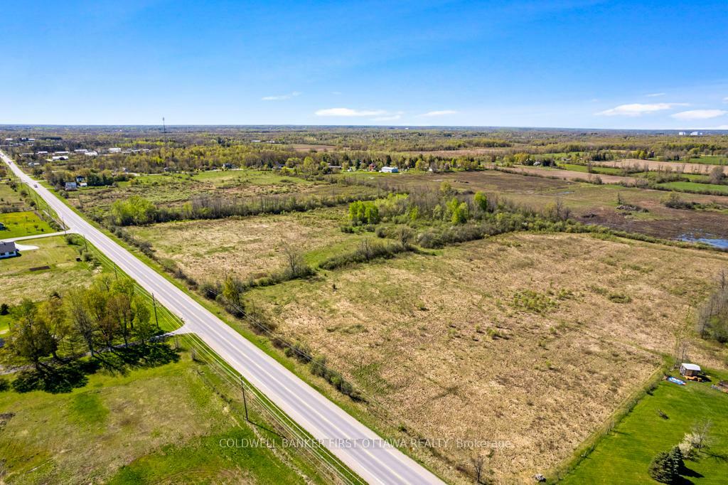 TAY VALLEY, Ontario, K7H 3C9, CA, ,Residential,For Sale,1865372