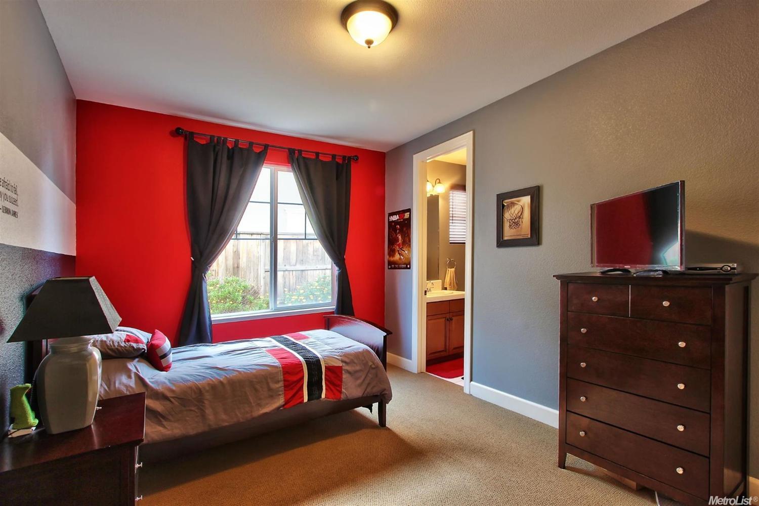 Rocklin, California, 95765, United States, 5 Bedrooms Bedrooms, ,5 BathroomsBathrooms,Residential,For Sale,1860448