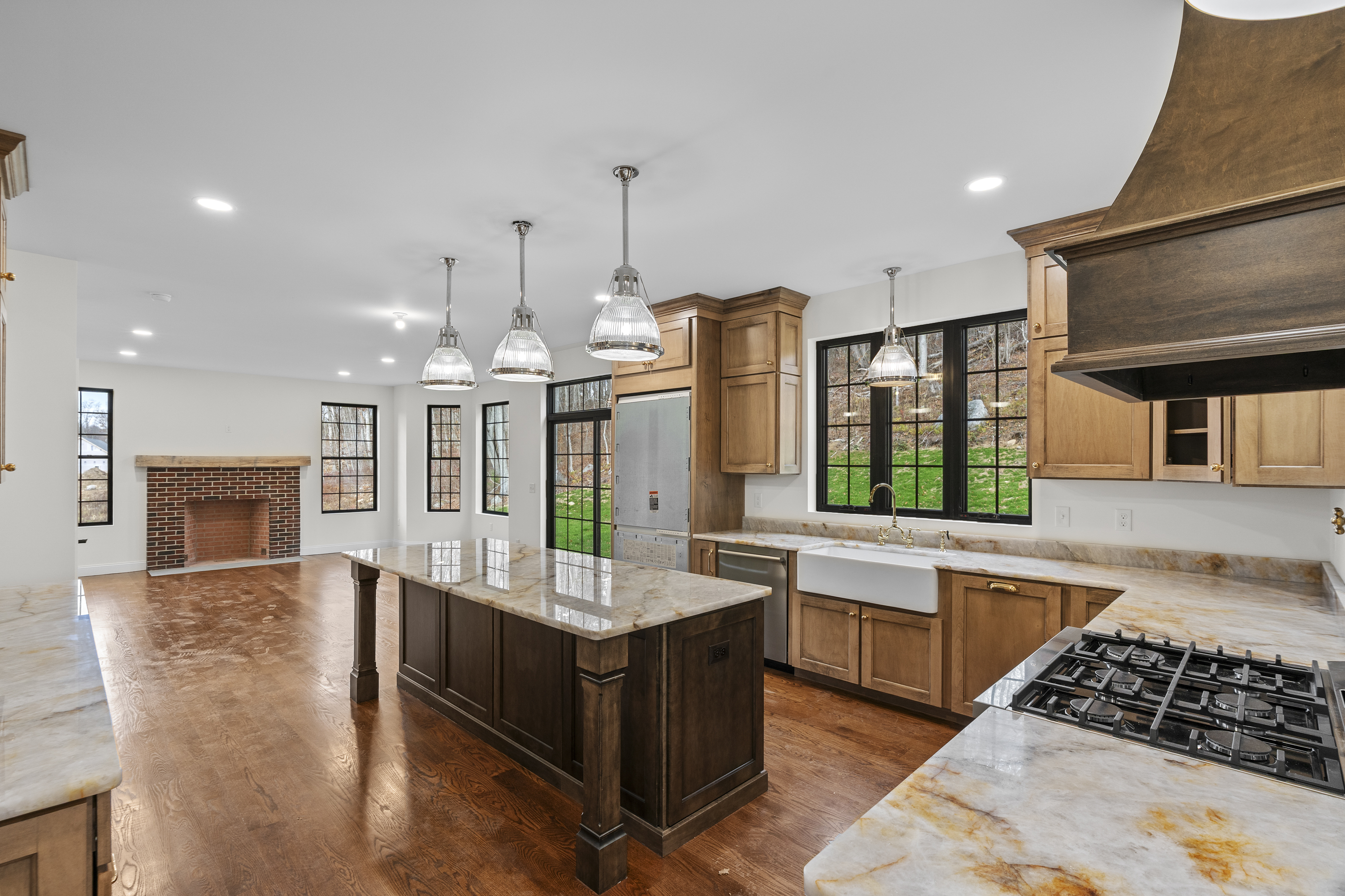 East Hampton, Connecticut, 06424, United States, 3 Bedrooms Bedrooms, ,3 BathroomsBathrooms,Residential,For Sale,1990292