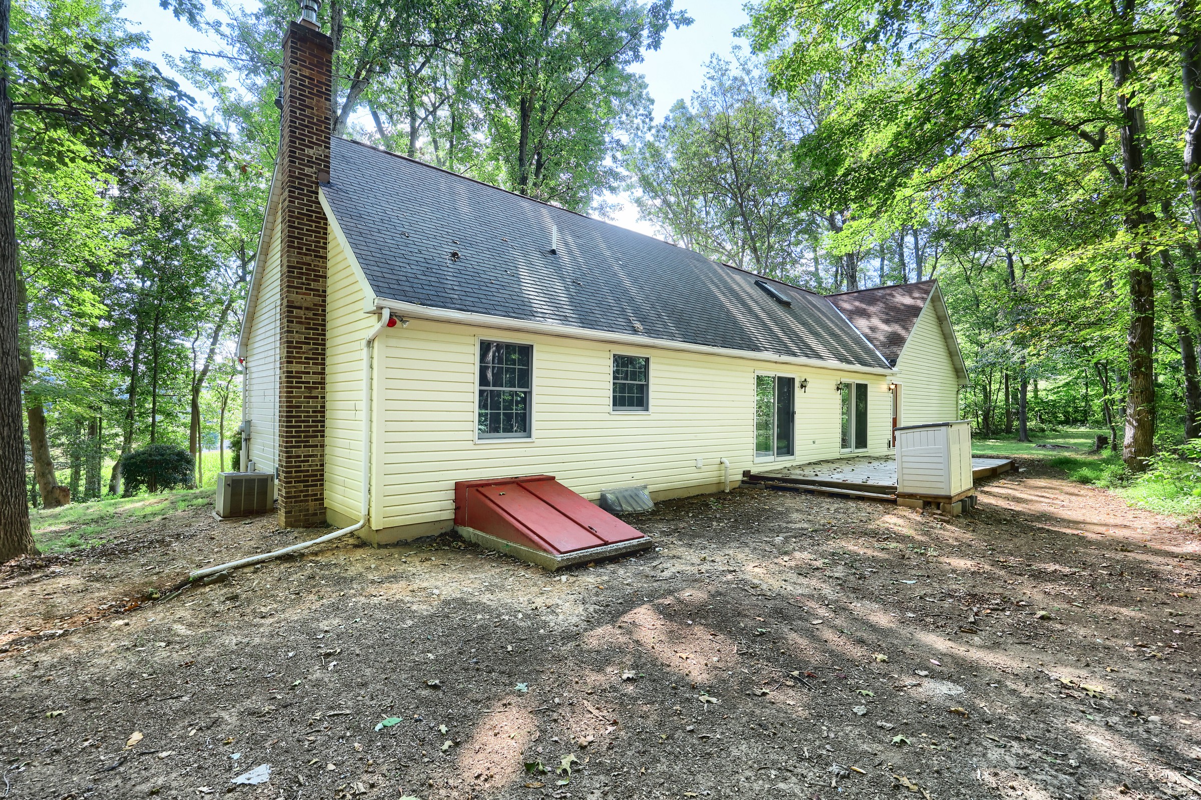 Felton, Pennsylvania, 17322, United States, 4 Bedrooms Bedrooms, ,2 BathroomsBathrooms,Residential,For Sale,1977692