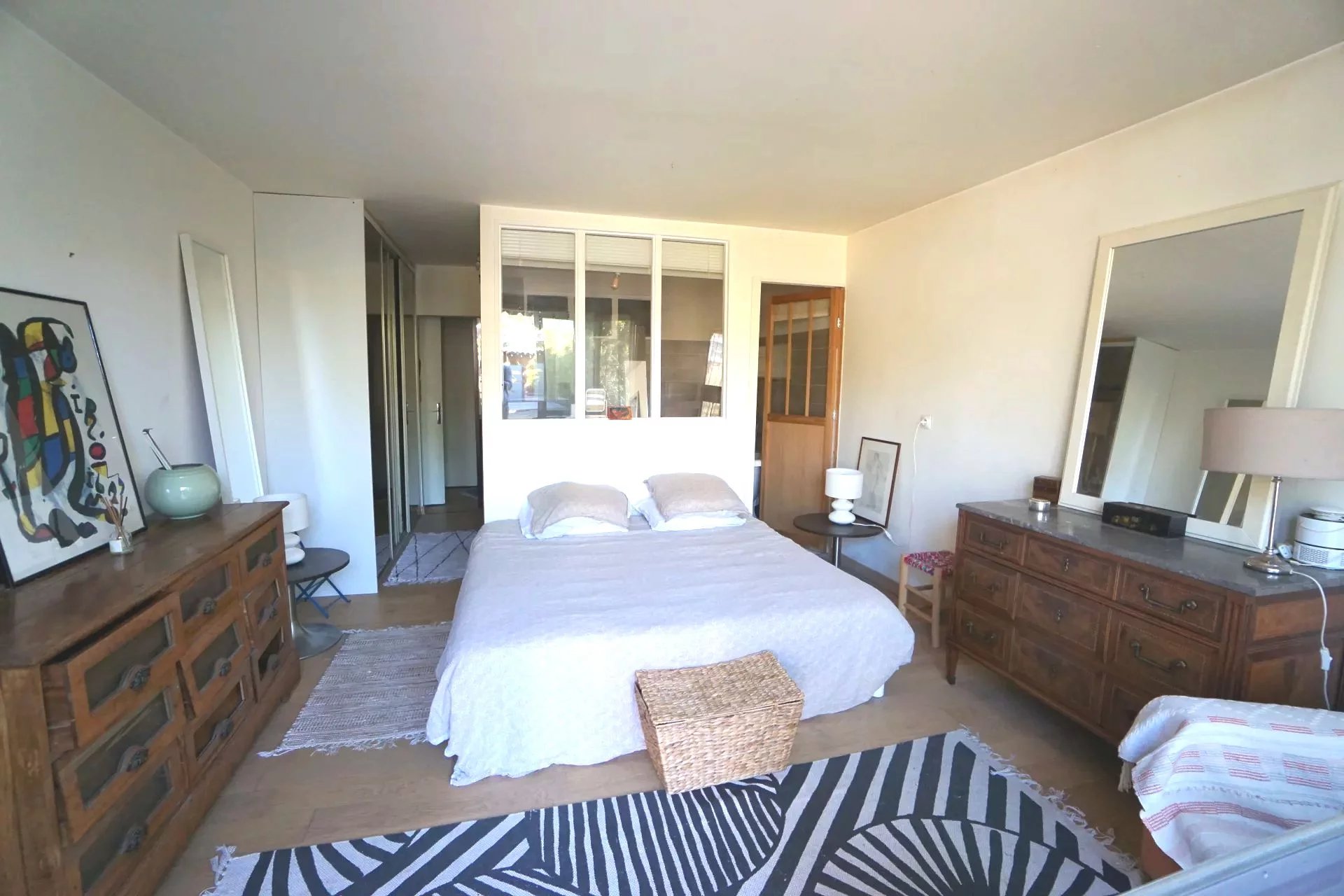 Le Bouscat, Aquitaine, 33110, FR, 4 Bedrooms Bedrooms, ,5 BathroomsBathrooms,Residential,For Sale,1610487