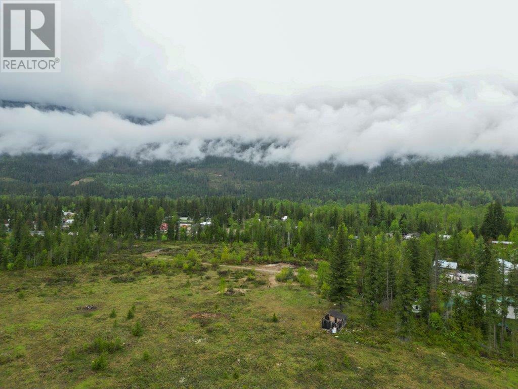MALAKWA, British Columbia, V0E 2J0, CA, ,Residential,For Sale,1839000