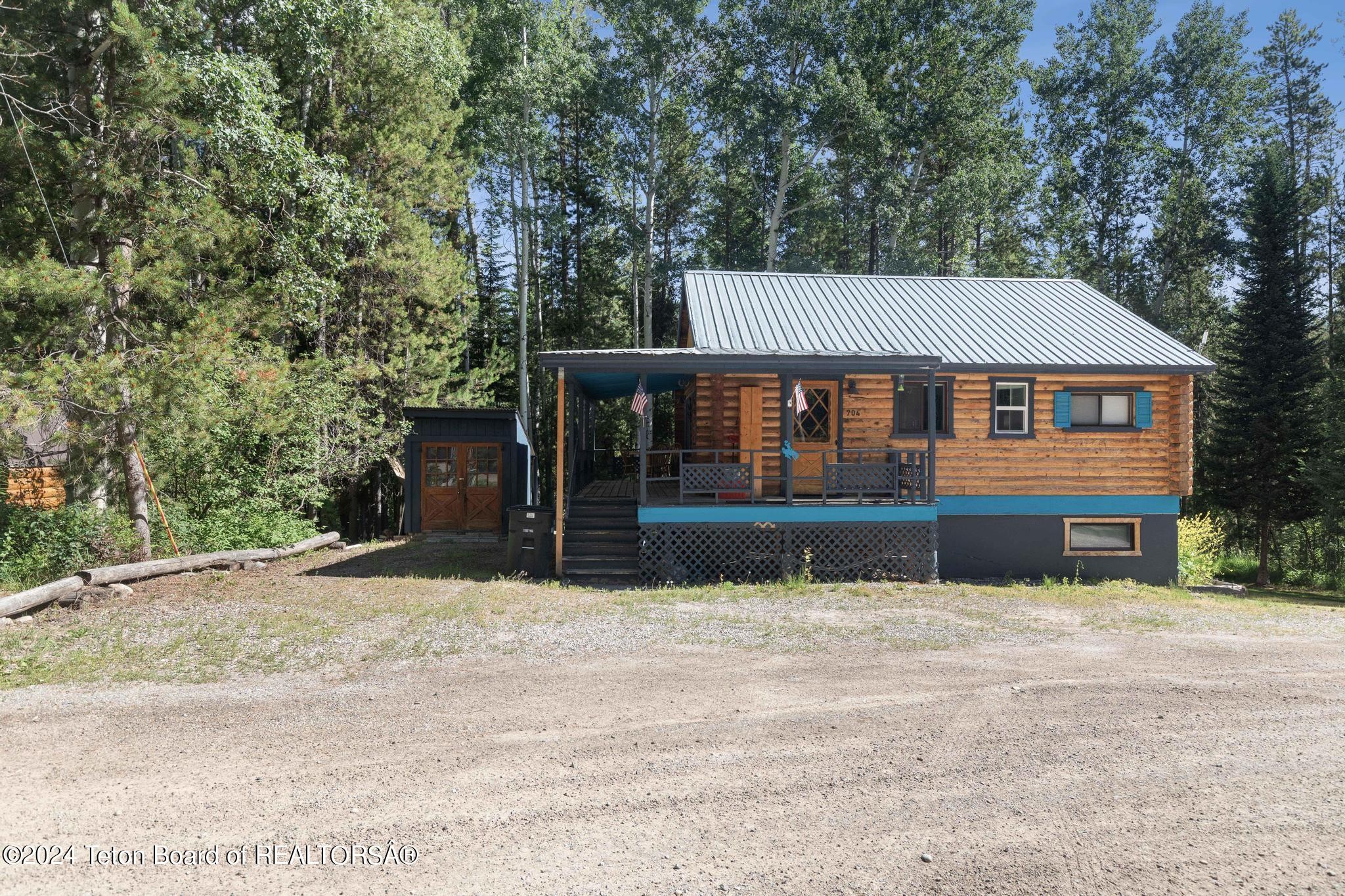 Alpine, Wyoming, 83128, United States, 2 Bedrooms Bedrooms, ,2 BathroomsBathrooms,Residential,For Sale,1922054