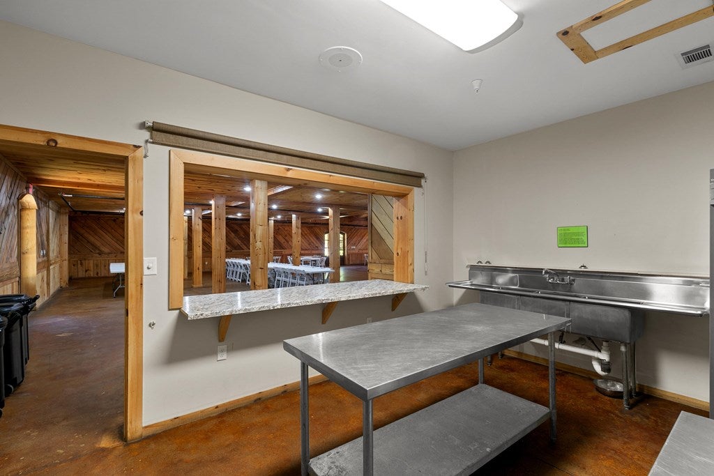 Midland City, Alabama, 36350, United States, 4 Bedrooms Bedrooms, ,3 BathroomsBathrooms,Residential,For Sale,1989153