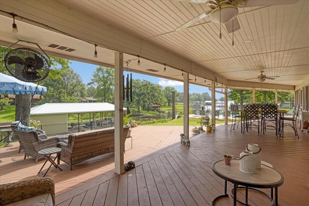 Athens, Texas, 75752, United States, 4 Bedrooms Bedrooms, ,3 BathroomsBathrooms,Residential,For Sale,1962313