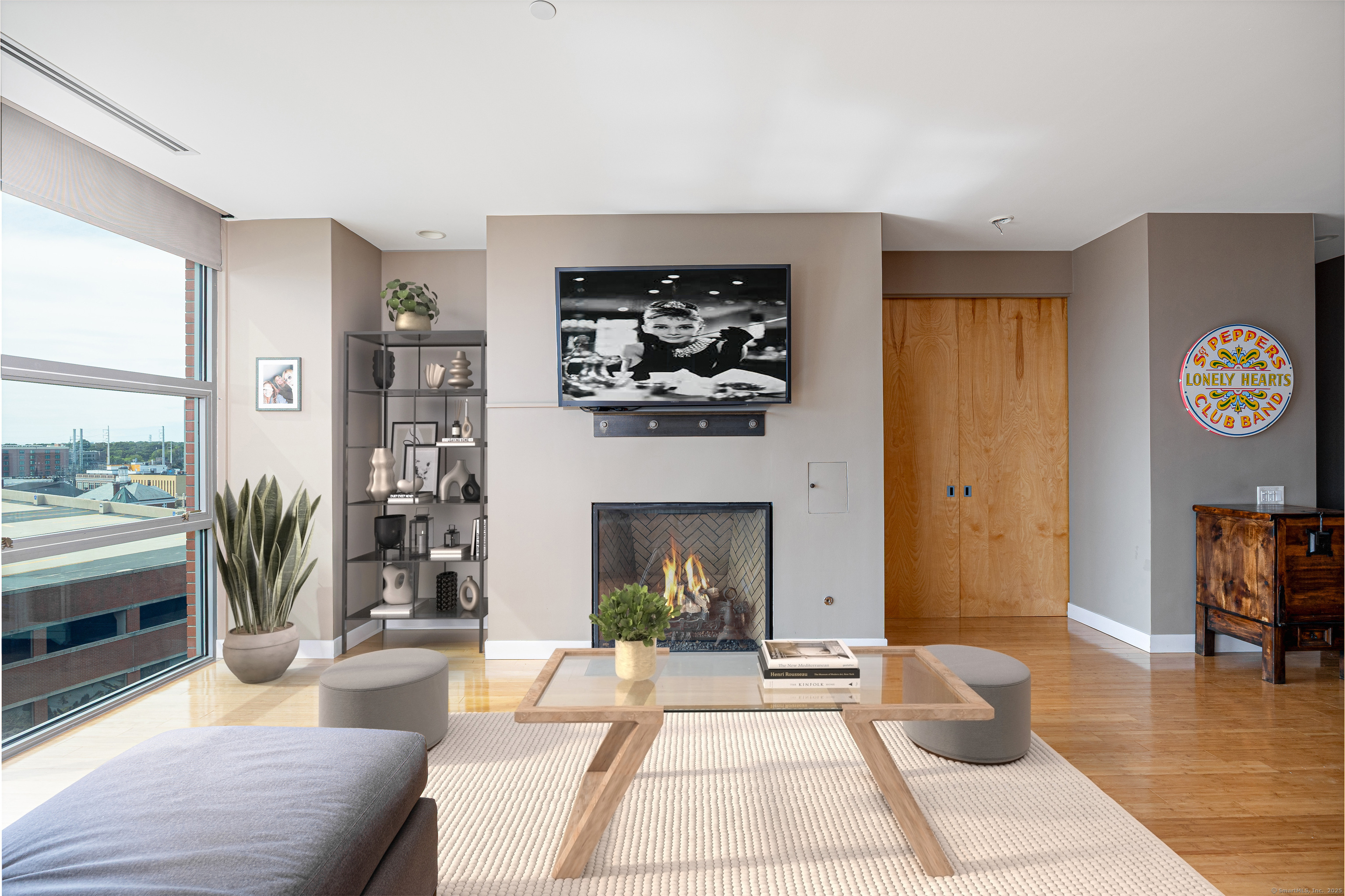 Norwalk, Connecticut, 06854, United States, 3 Bedrooms Bedrooms, ,3 BathroomsBathrooms,Residential,For Sale,1987967