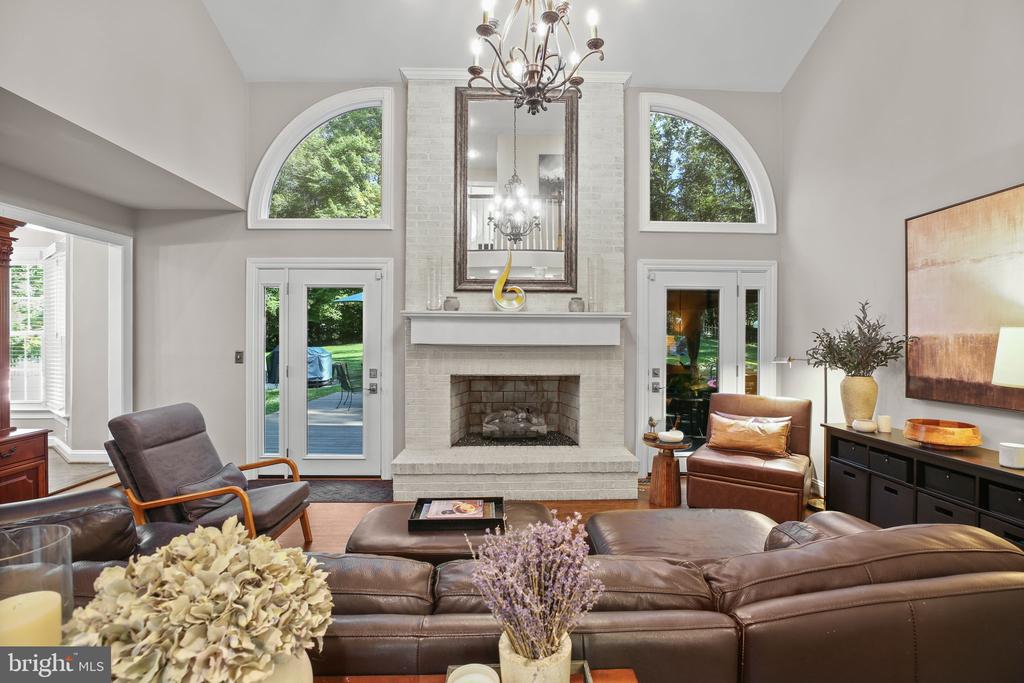 Fredericksburg, Virginia, 22407, United States, 5 Bedrooms Bedrooms, ,5 BathroomsBathrooms,Residential,For Sale,1927805