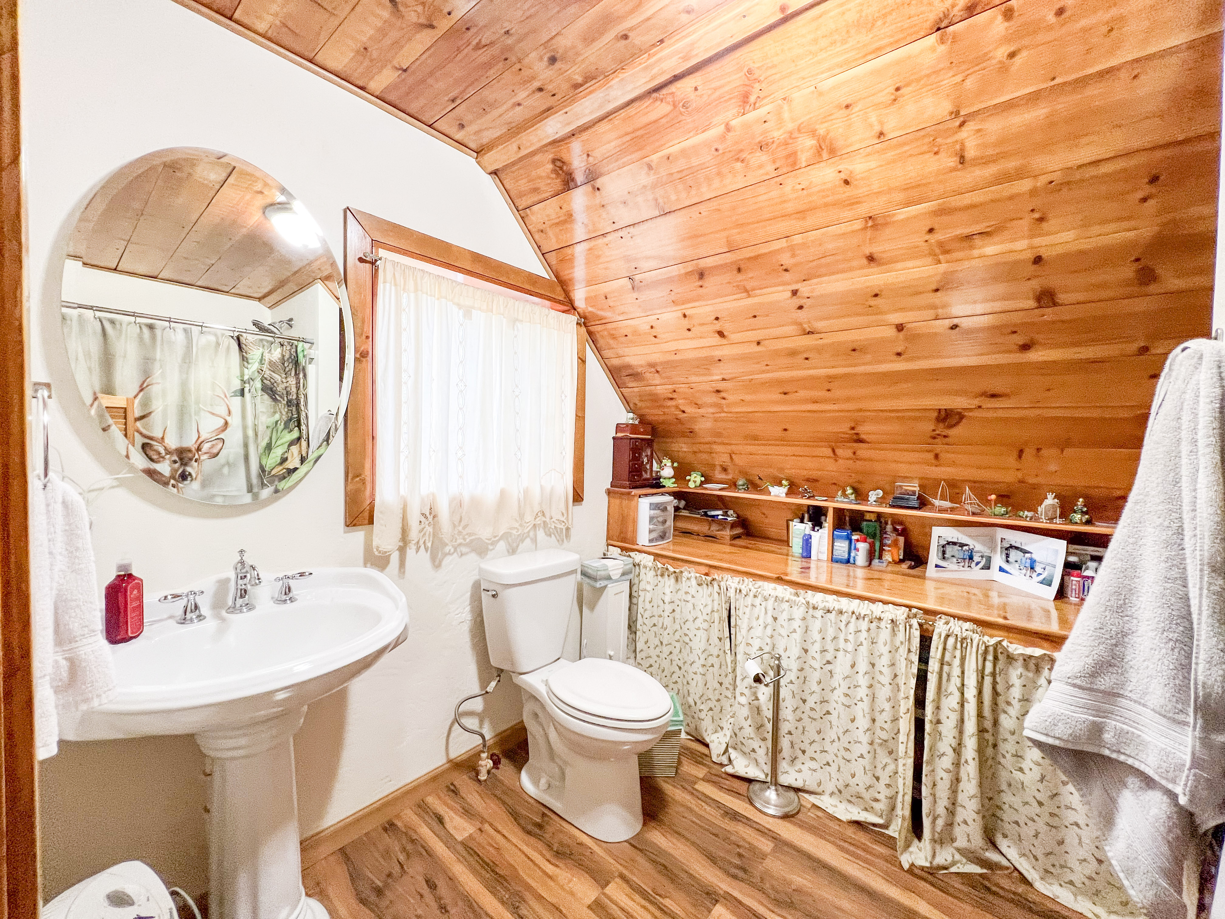 Rice, Washington, 99167, United States, 5 Bedrooms Bedrooms, ,3 BathroomsBathrooms,Residential,For Sale,1881198