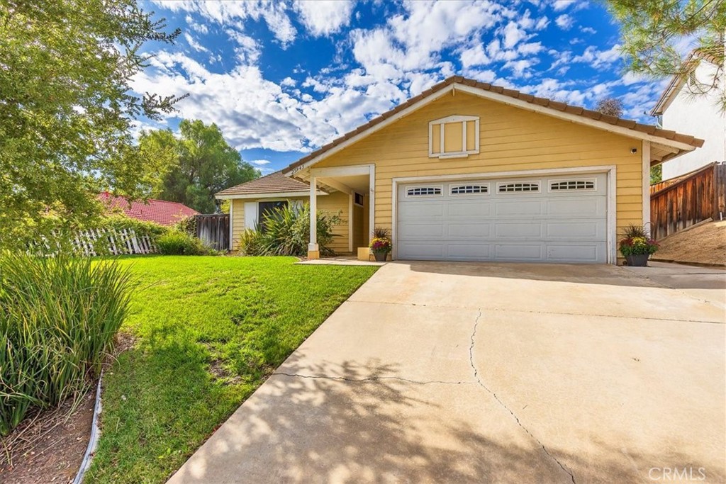 Murrieta, California, 92563, United States, 3 Bedrooms Bedrooms, ,1 BathroomBathrooms,Residential,For Sale,1975834