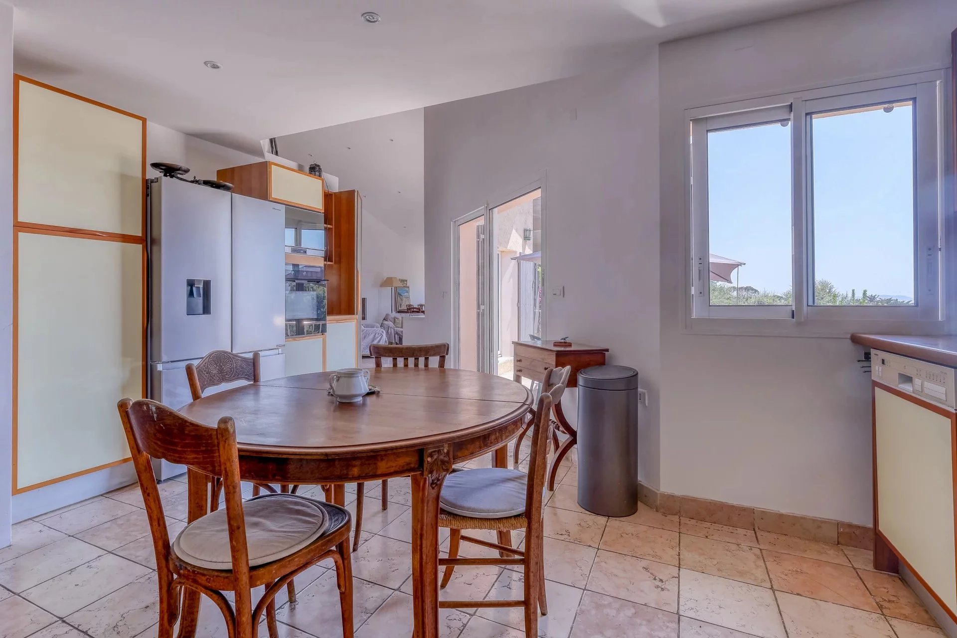 Rayol-Canadel-sur-Mer, Provence-Alpes-Côte d’Azur, 83820, FR, 6 Bedrooms Bedrooms, ,5 BathroomsBathrooms,Residential,For Sale,1827681