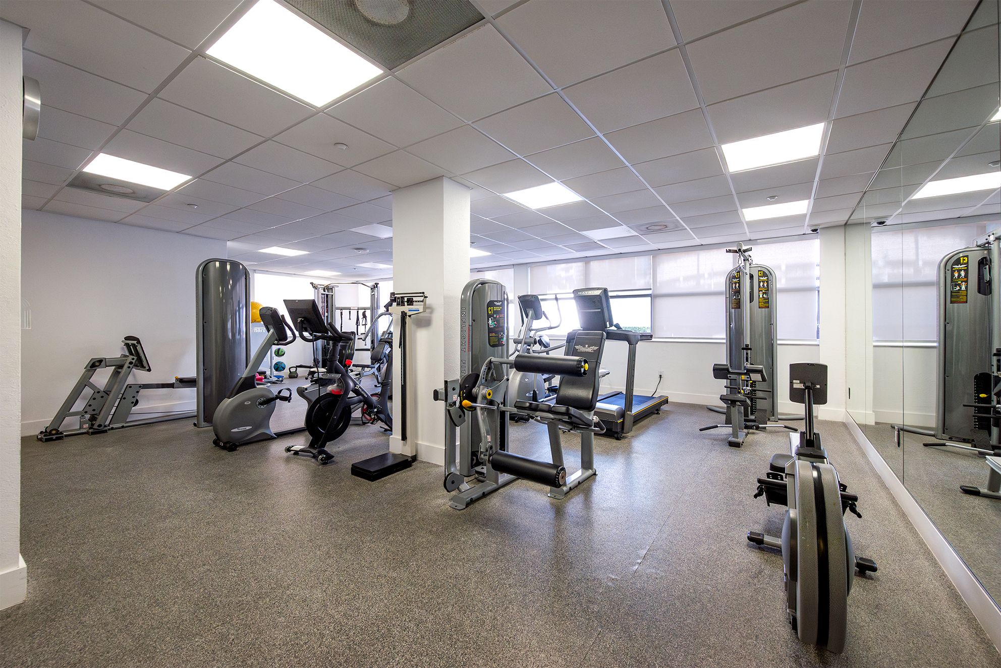  1420 Brickell Bay Dr, Miami, FL, 33131 - 物件實景