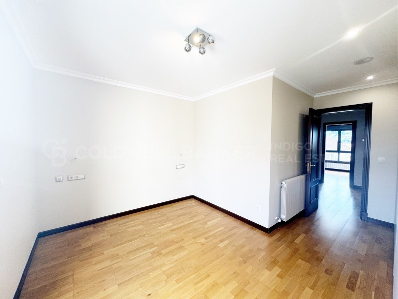 Pontevedra, Vigo, Castrelos - S?rdoma, S?rdoma Pon, Vigo, Galicia, ES, 4 Bedrooms Bedrooms, ,4 BathroomsBathrooms,Residential,For Sale,Pontevedra, Vigo, Castrelos - S?rdoma, S?rdoma Pon,1479301